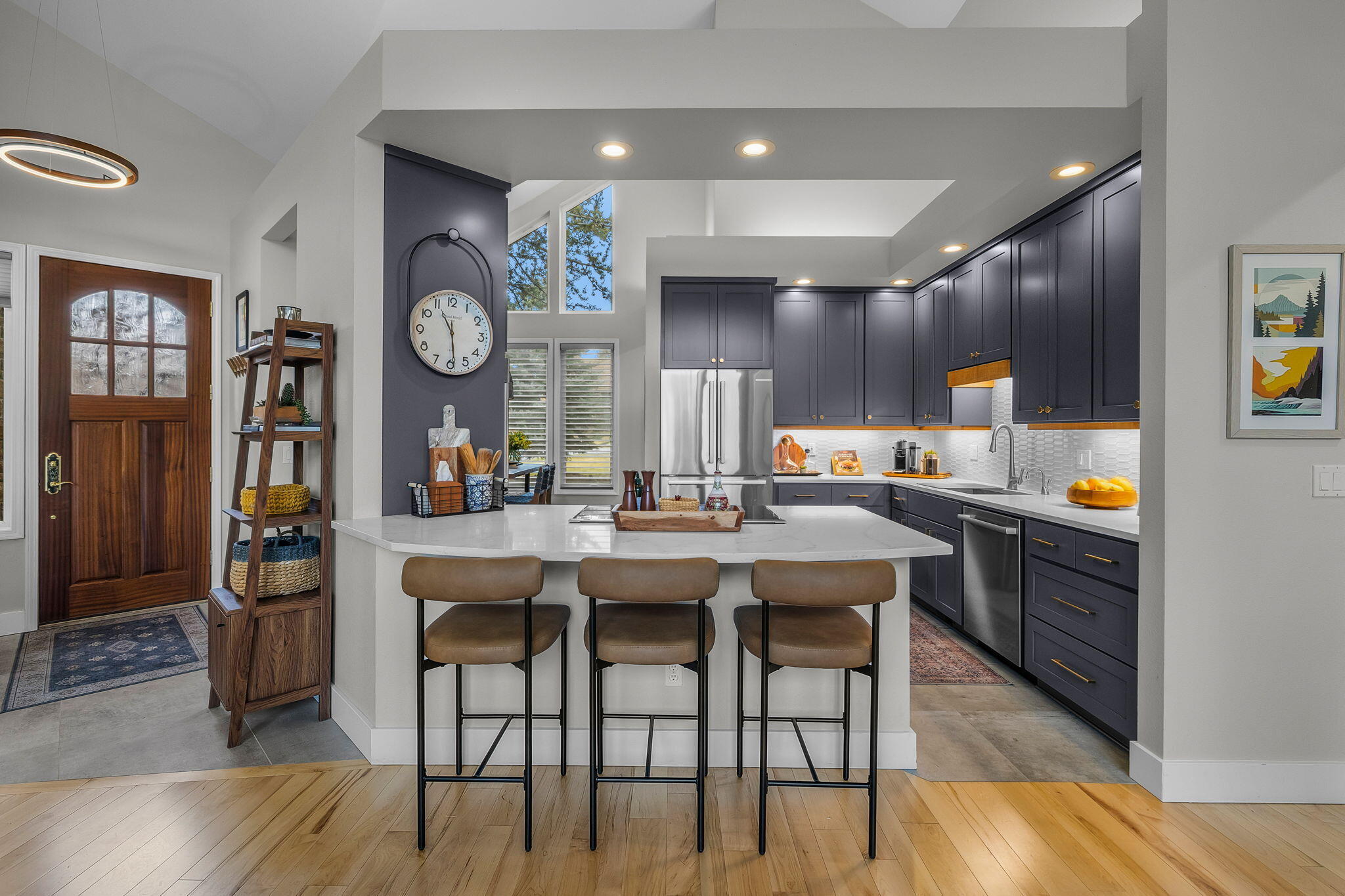 61981 Fall Creek Loop