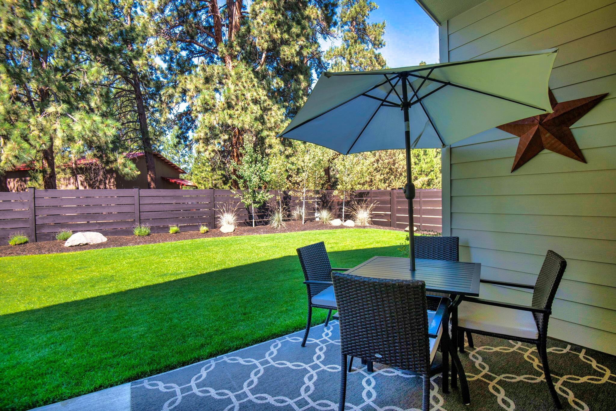 1151 N Jantzen Court