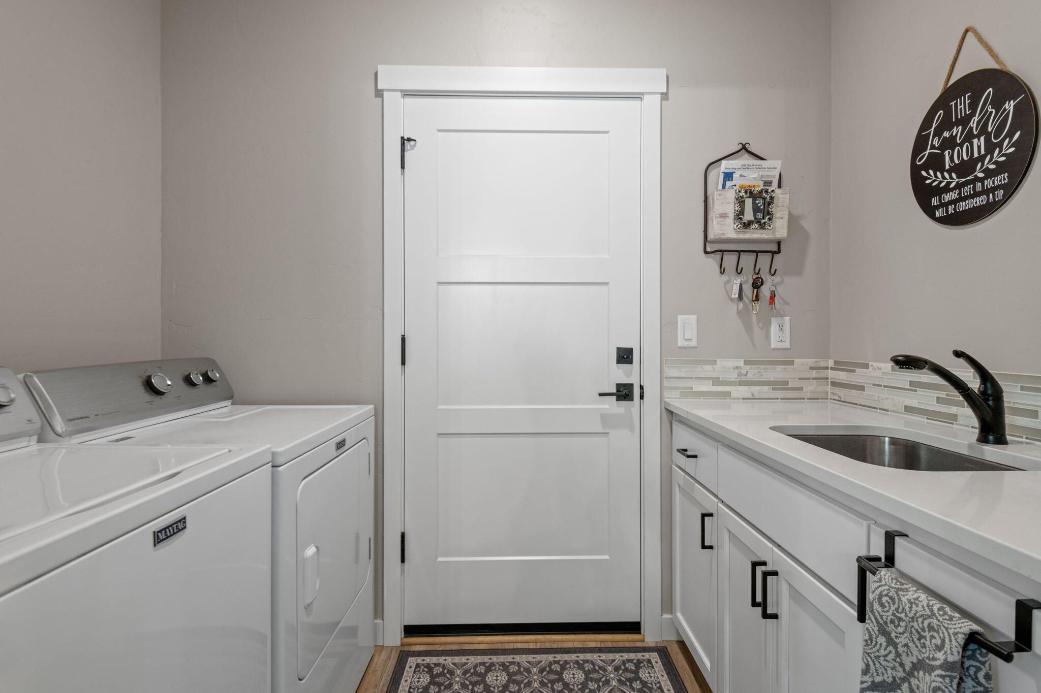 1151 N Jantzen Court