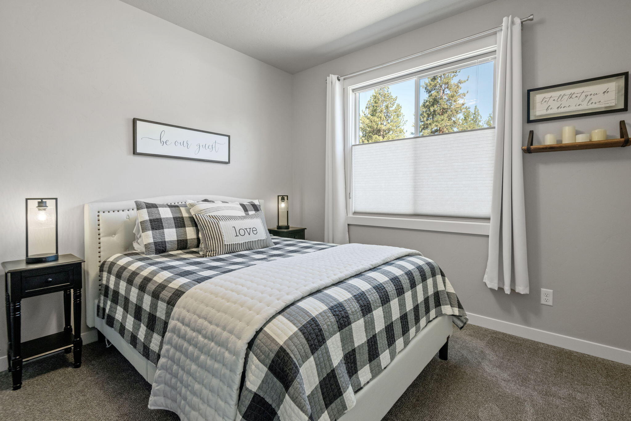 1151 N Jantzen Court