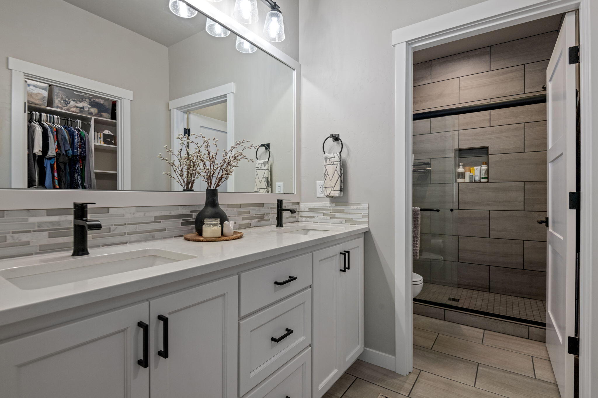 1151 N Jantzen Court