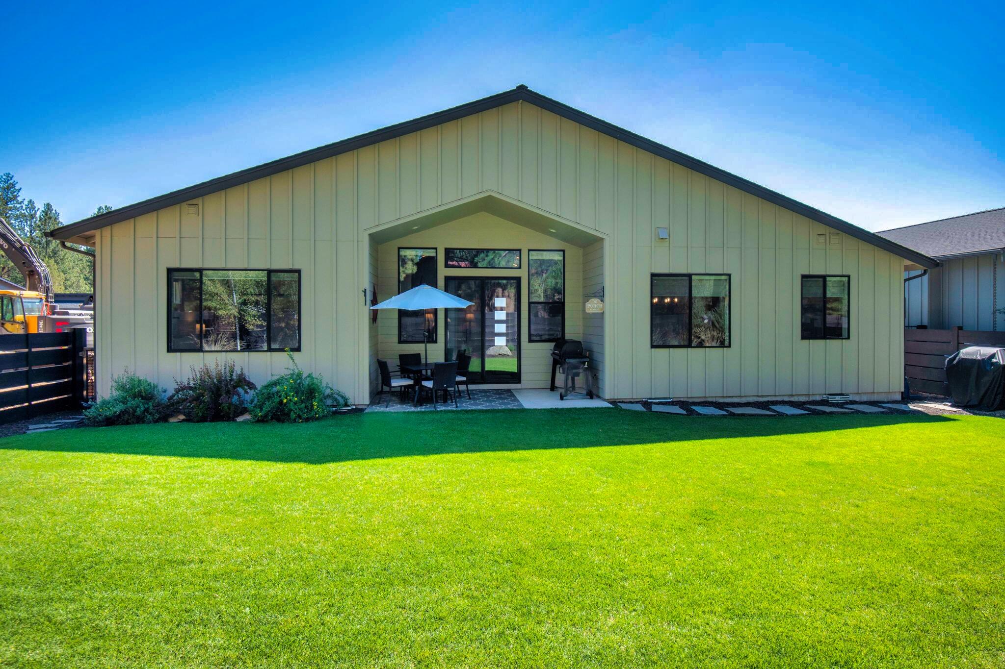 1151 N Jantzen Court