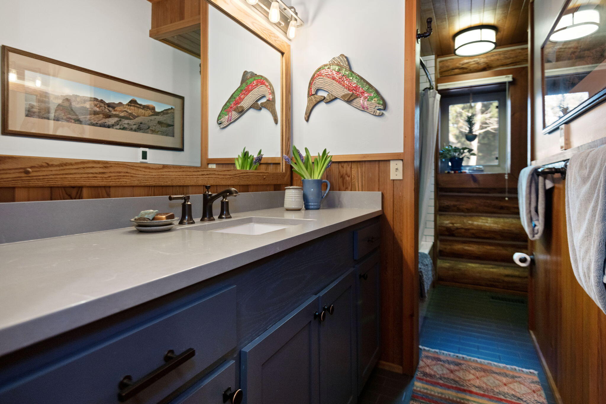 61537 West Ridge Avenue