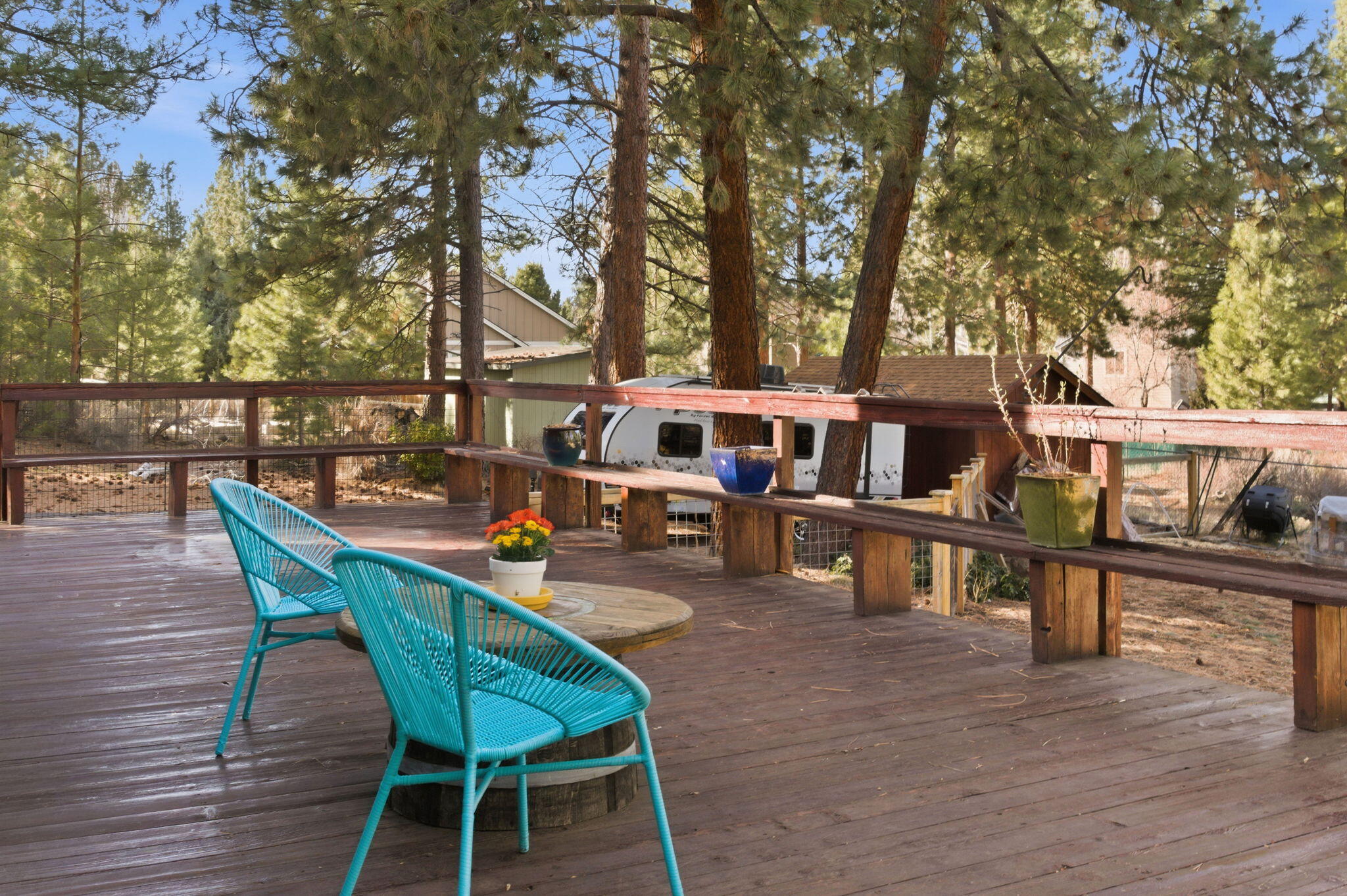 61537 West Ridge Avenue