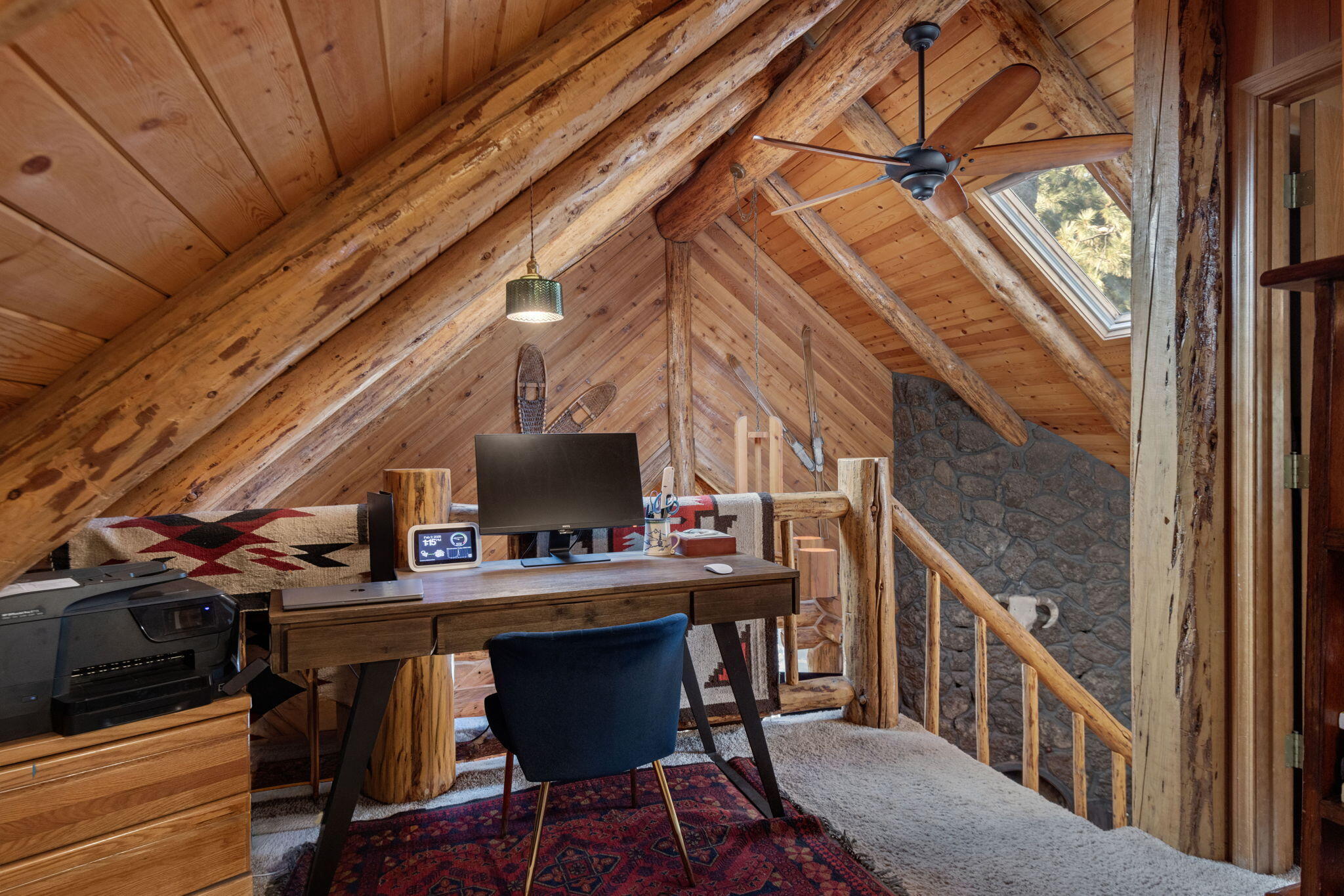 61537 West Ridge Avenue