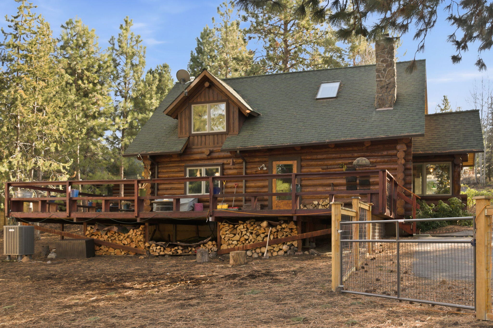 61537 West Ridge Avenue