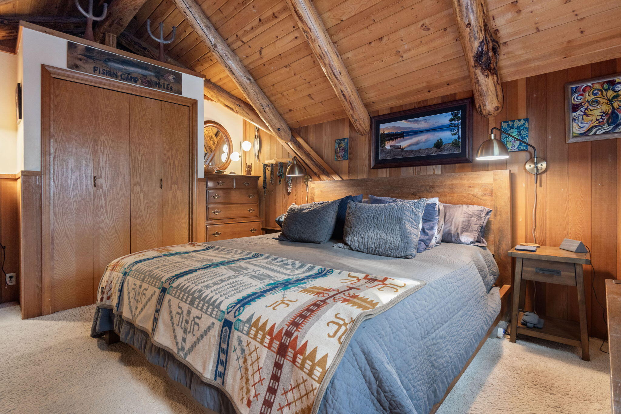 61537 West Ridge Avenue