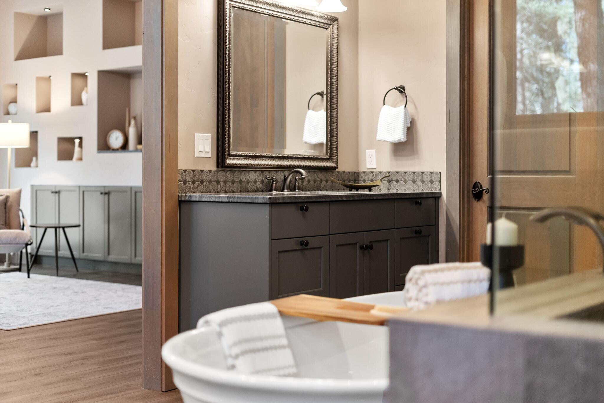 69255 Crooked Horseshoe Road