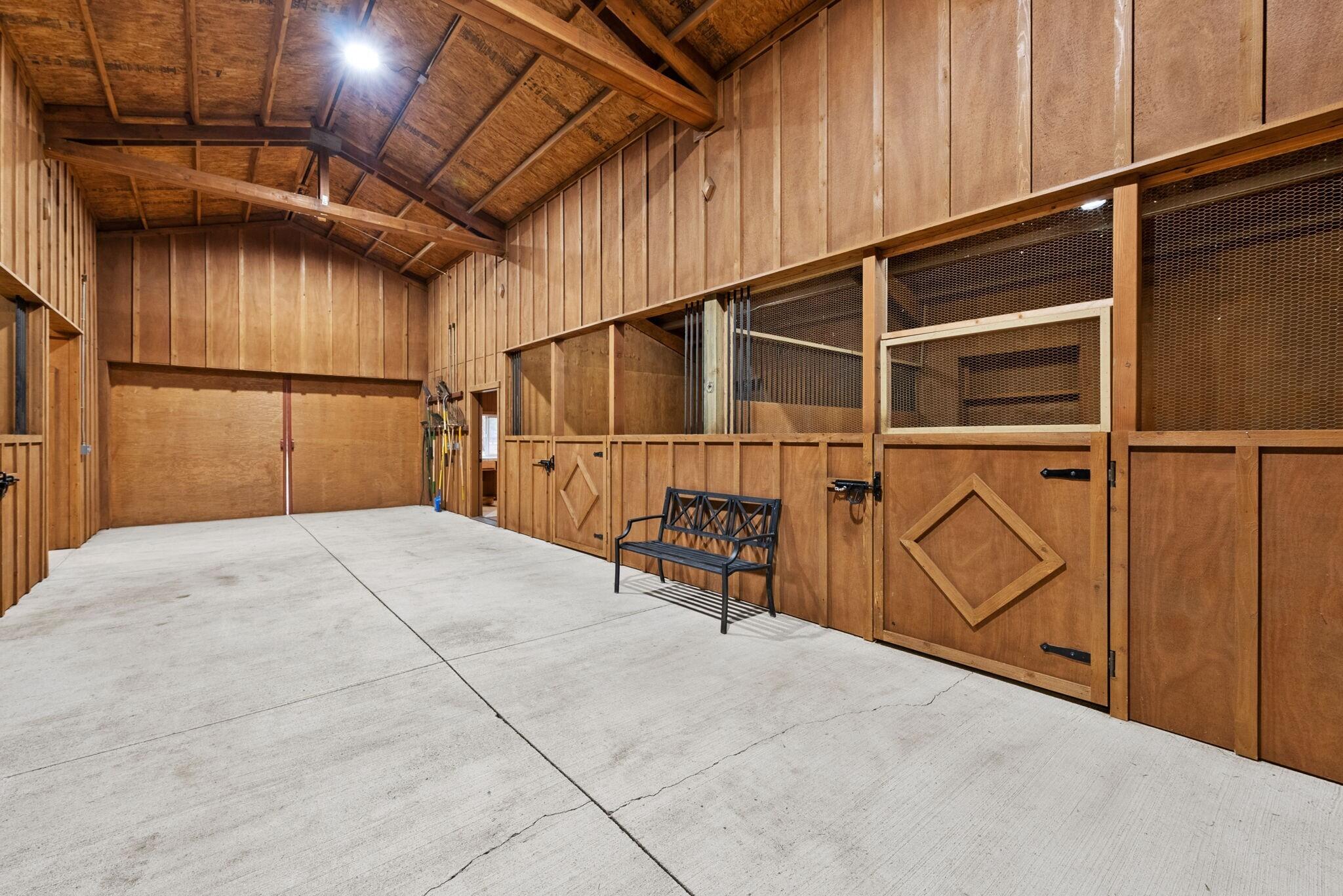 69255 Crooked Horseshoe Road