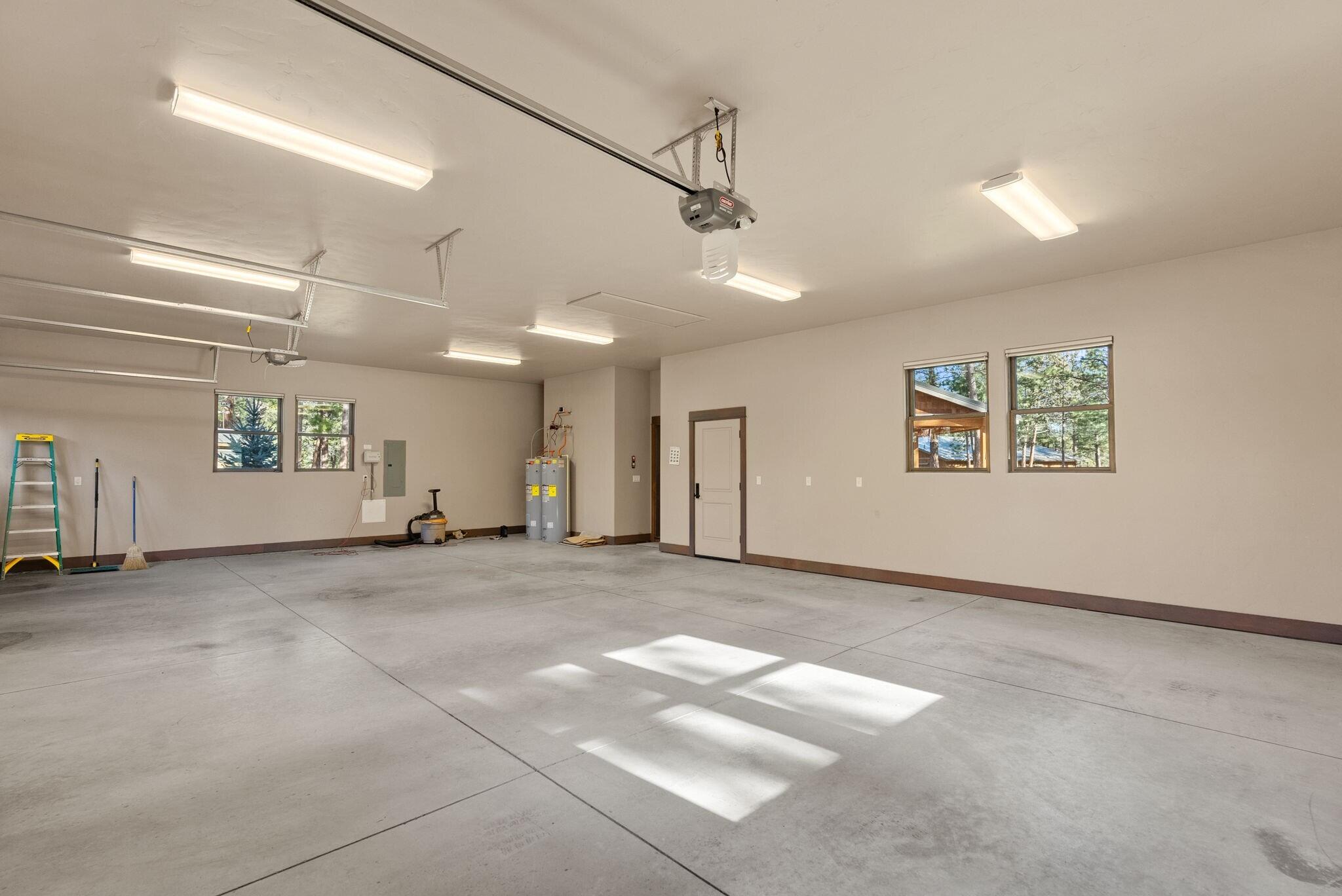 69255 Crooked Horseshoe Road