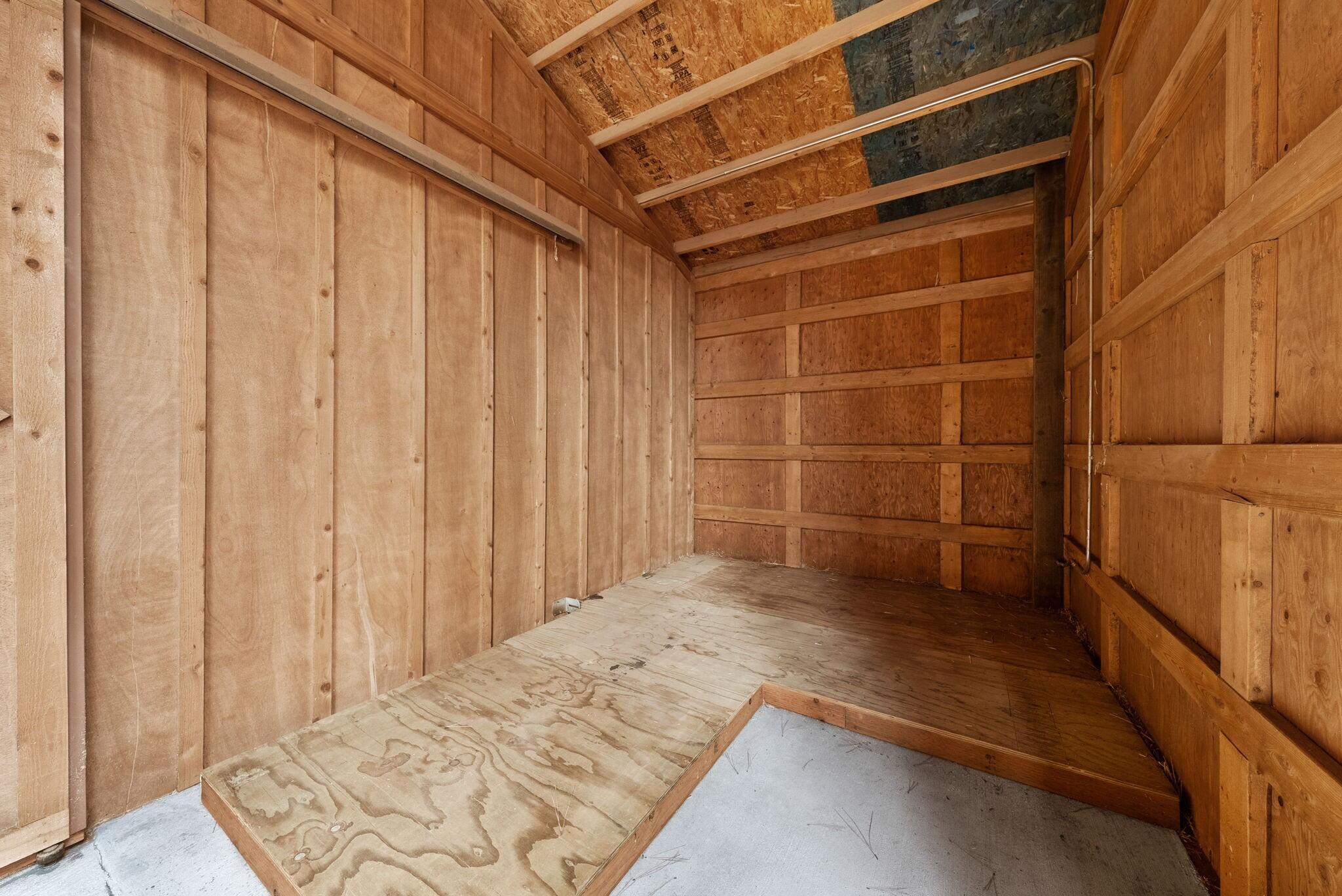 69255 Crooked Horseshoe Road