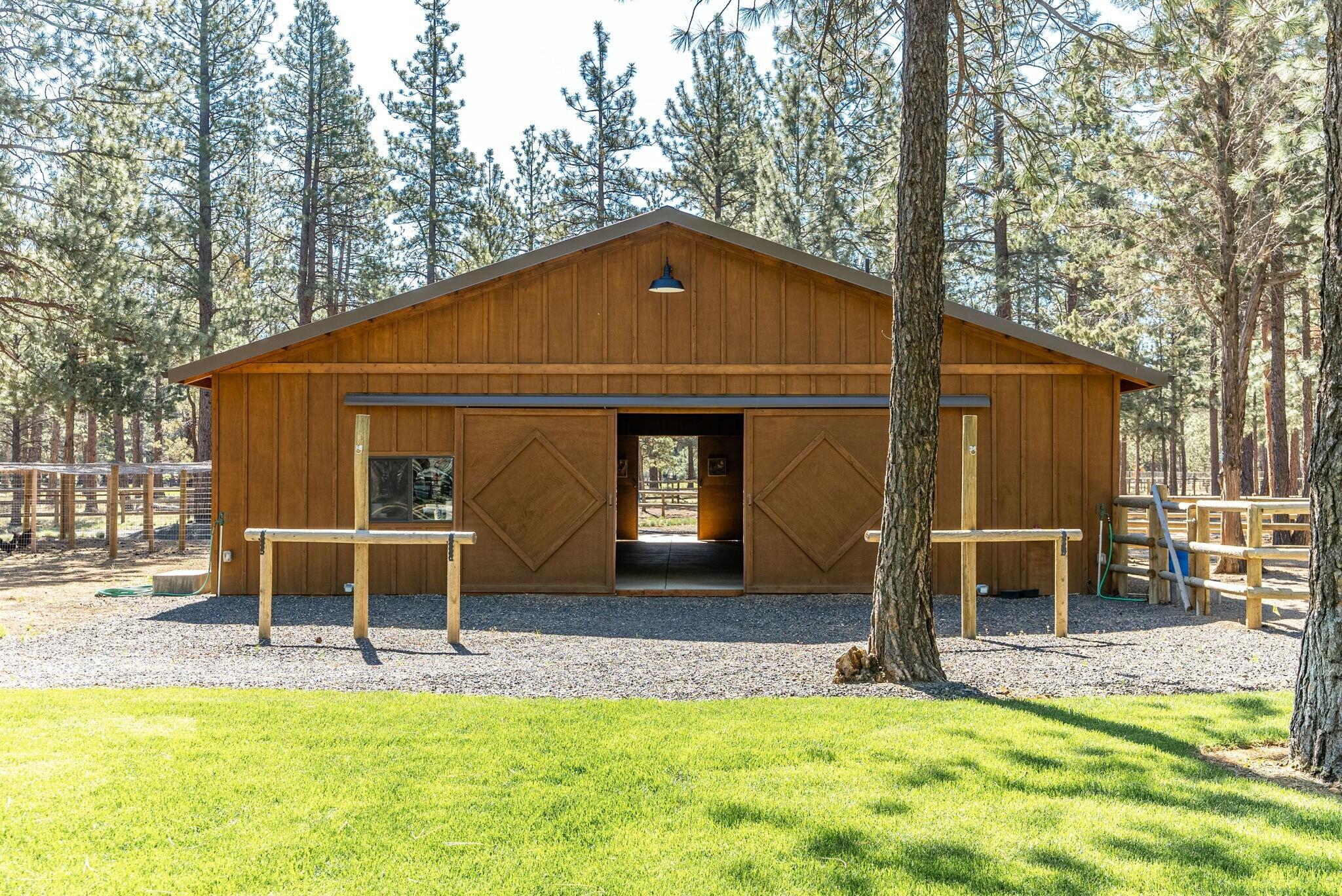 69255 Crooked Horseshoe Road