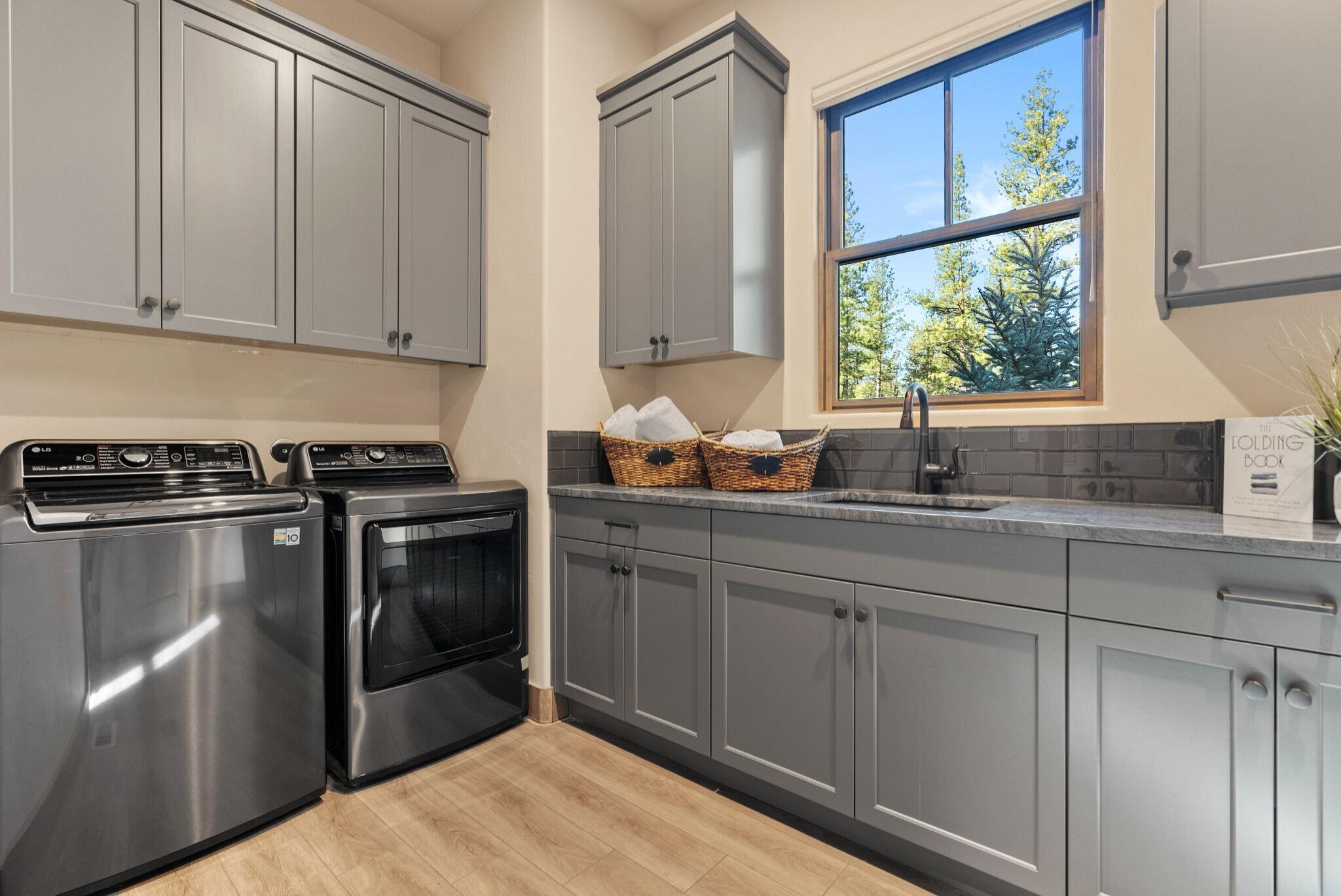 69255 Crooked Horseshoe Road