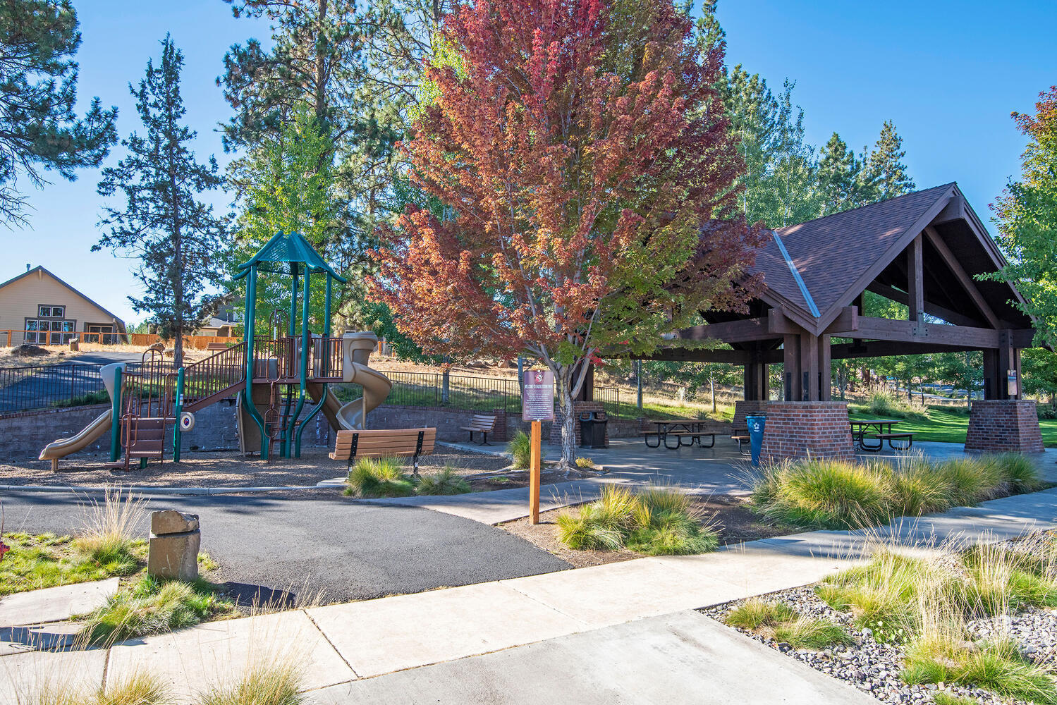 1078 E Black Butte Avenue