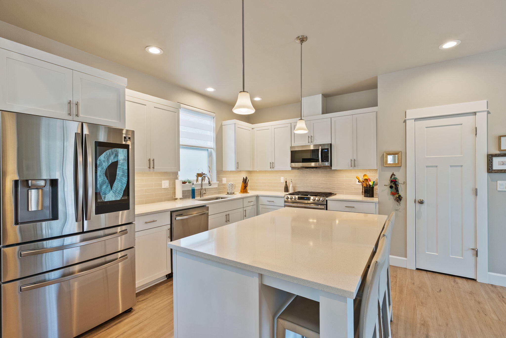 1078 E Black Butte Avenue