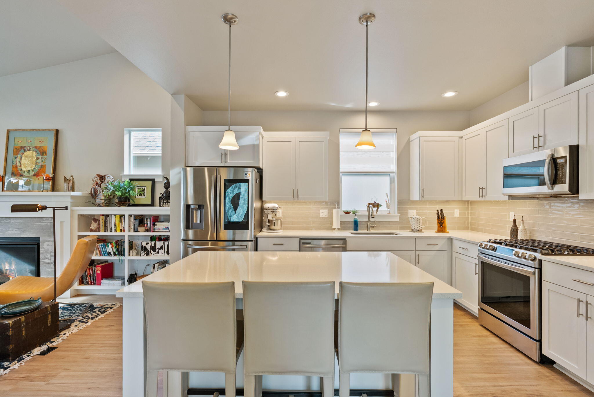 1078 E Black Butte Avenue