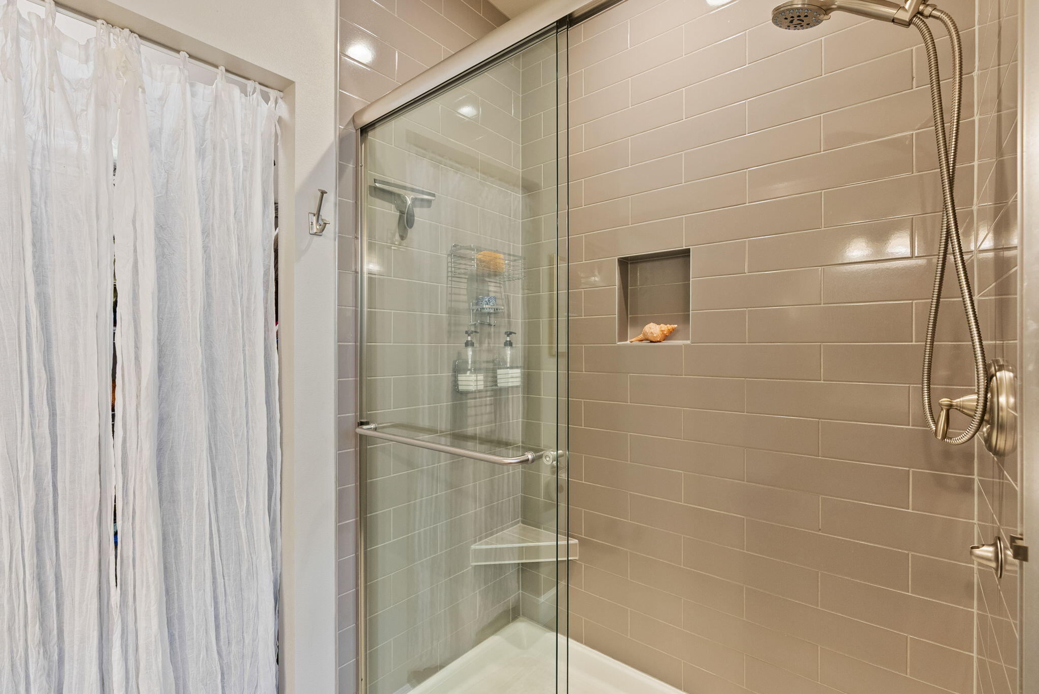 1078 E Black Butte Avenue