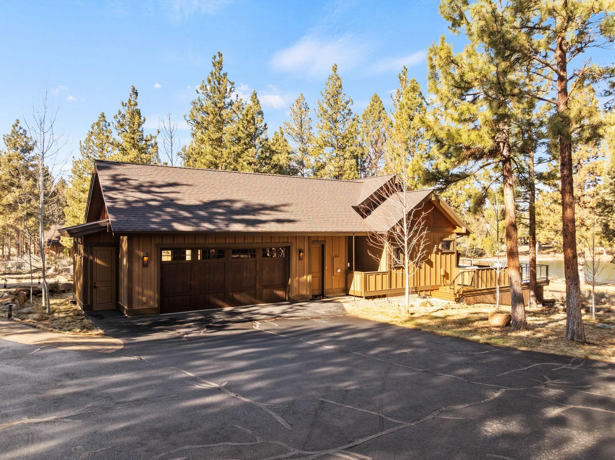 16892 Royal Coachman Drive