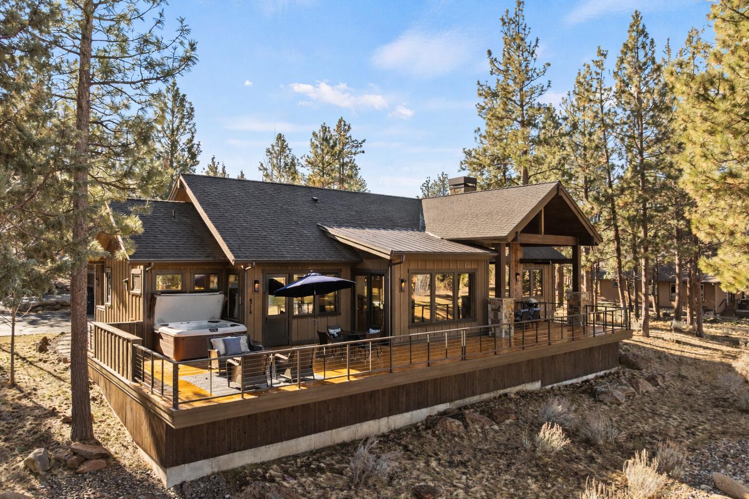 16892 Royal Coachman Drive