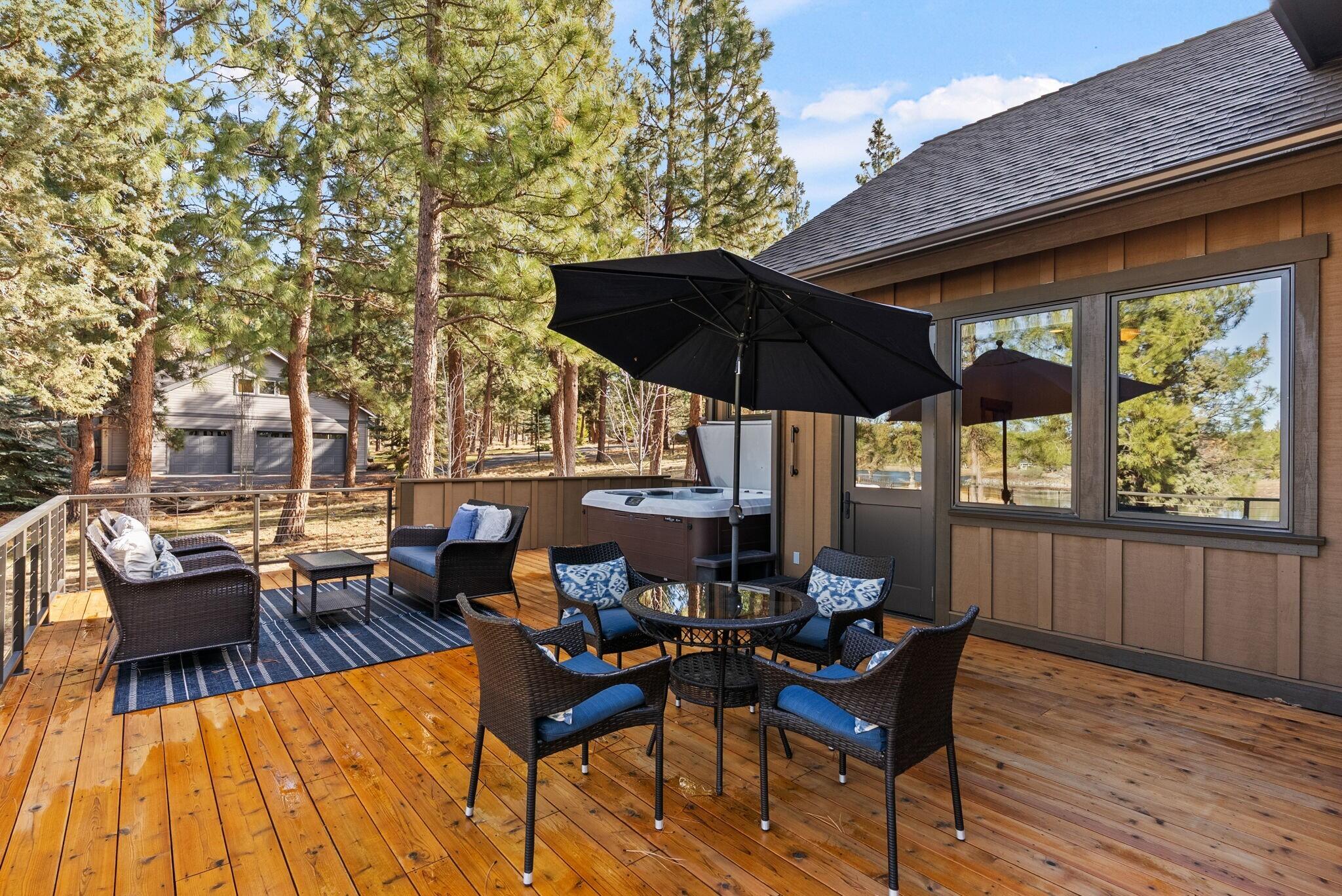 16892 Royal Coachman Drive