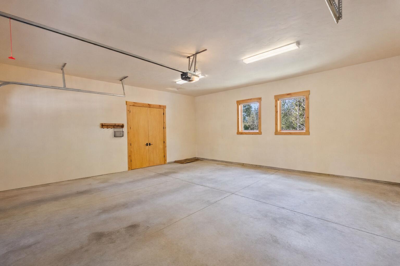 16892 Royal Coachman Drive