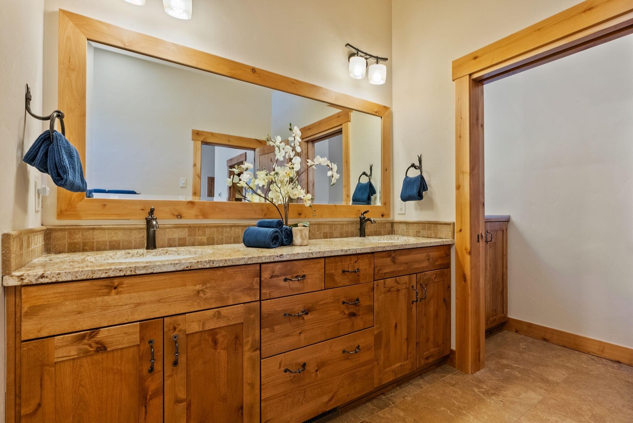 16892 Royal Coachman Drive