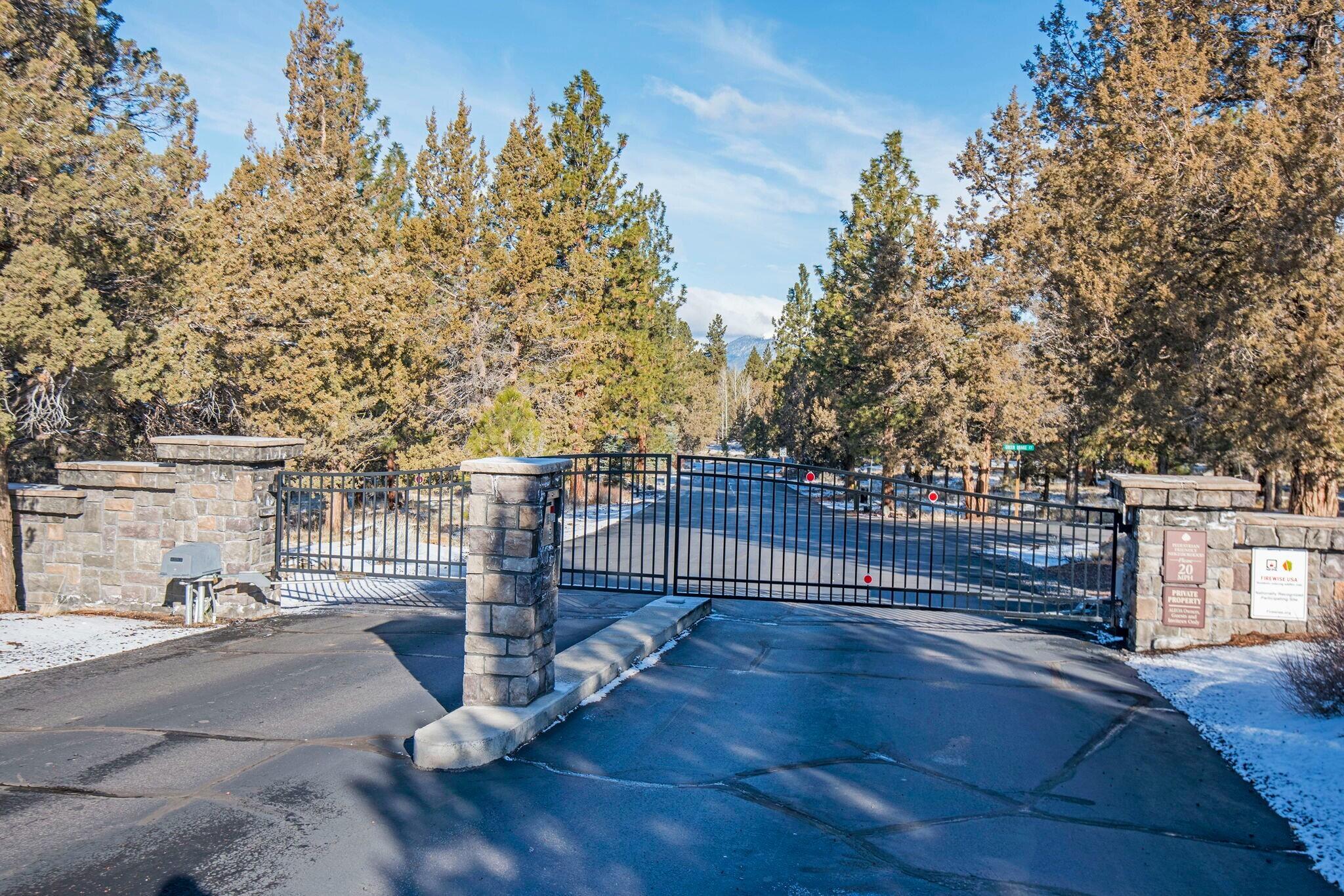 16892 Royal Coachman Drive