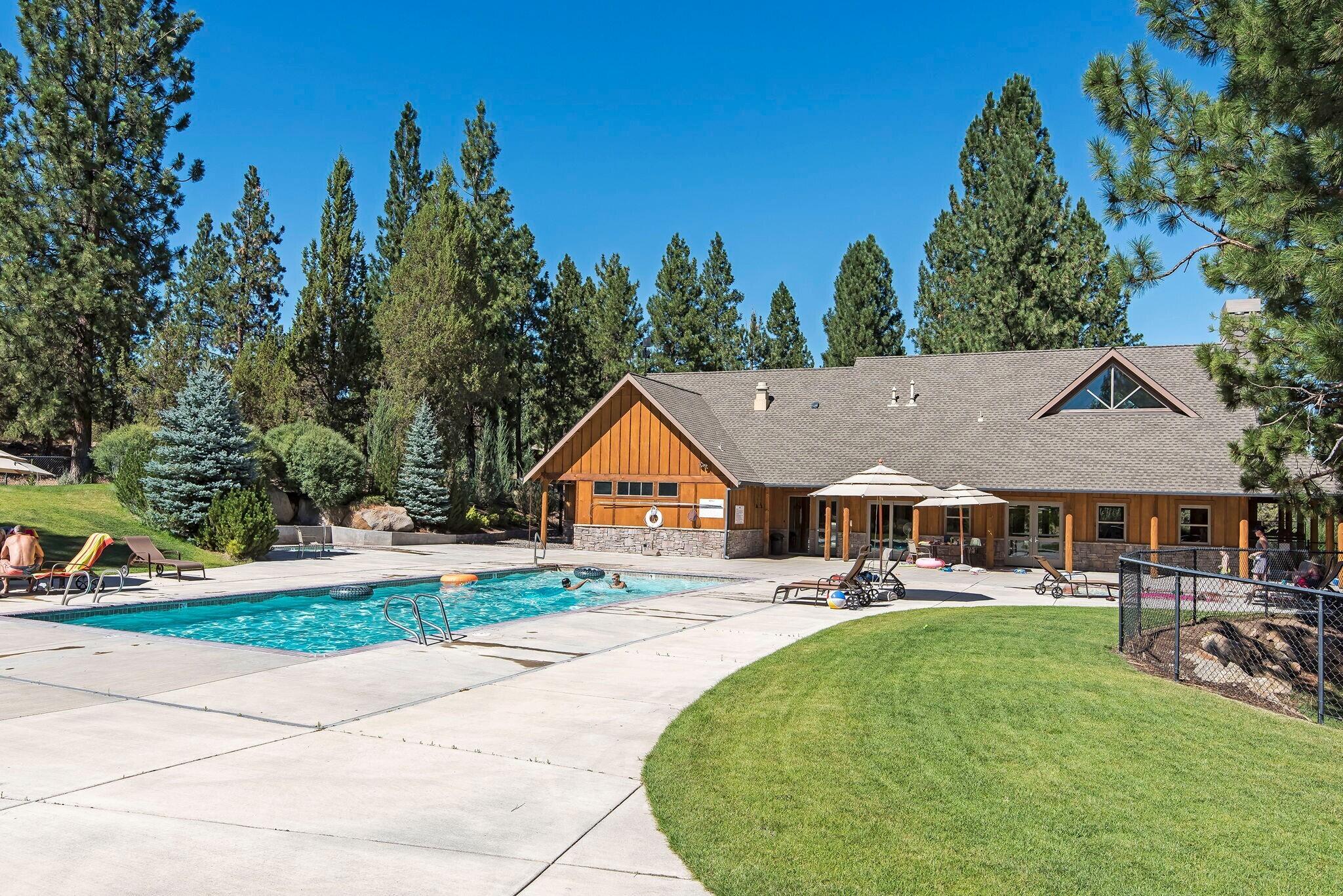 16892 Royal Coachman Drive