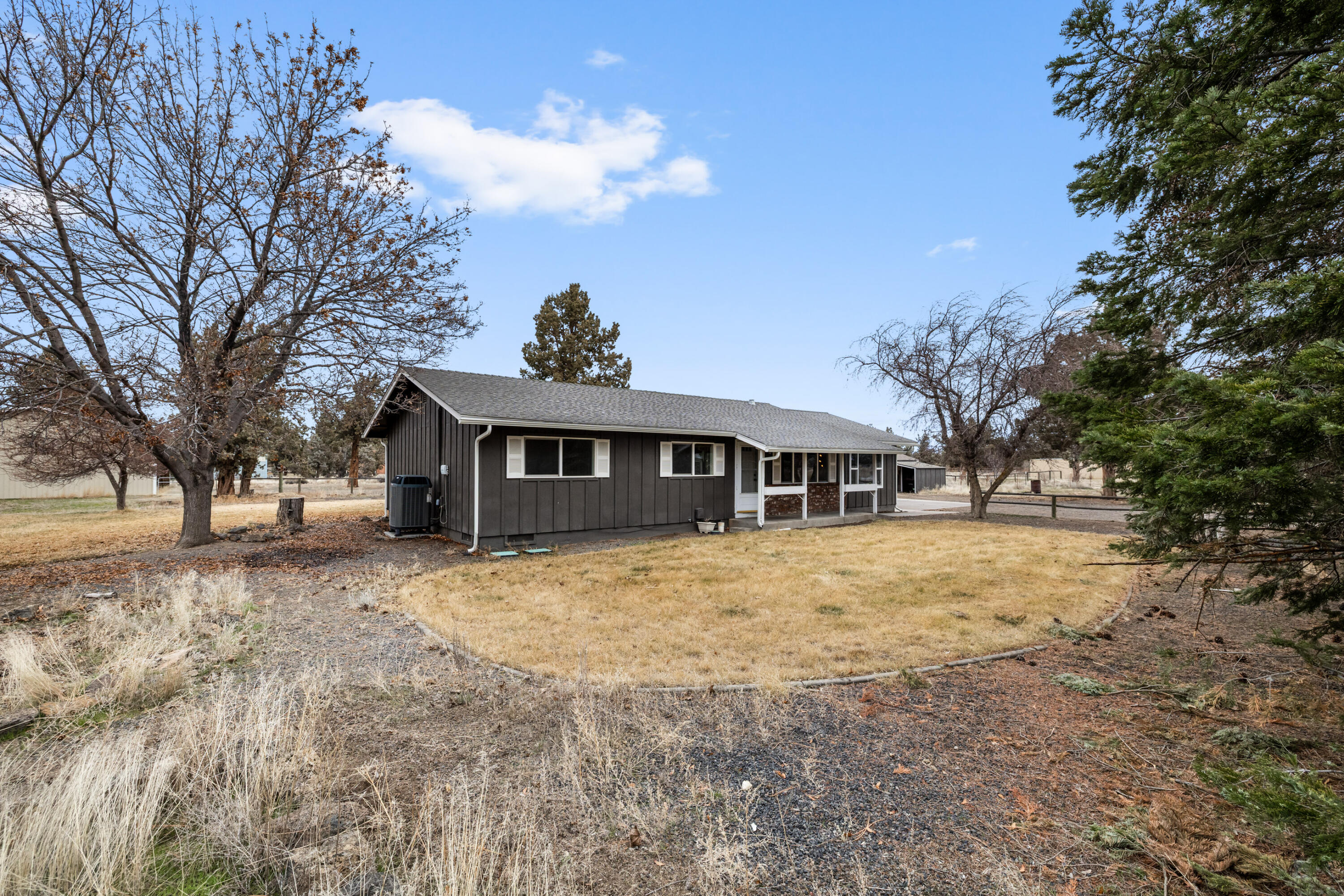 22860 Buckskin Court