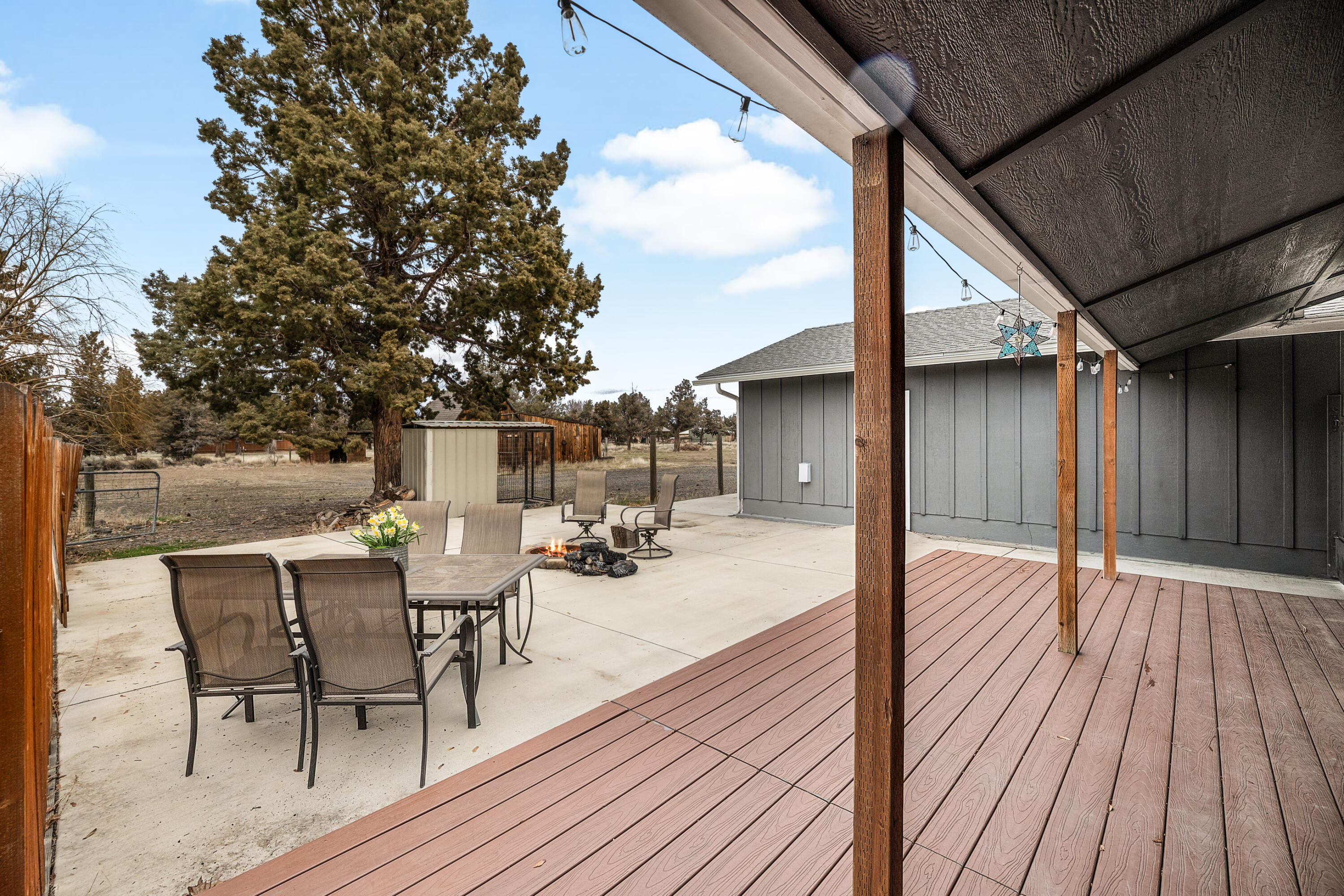 22860 Buckskin Court