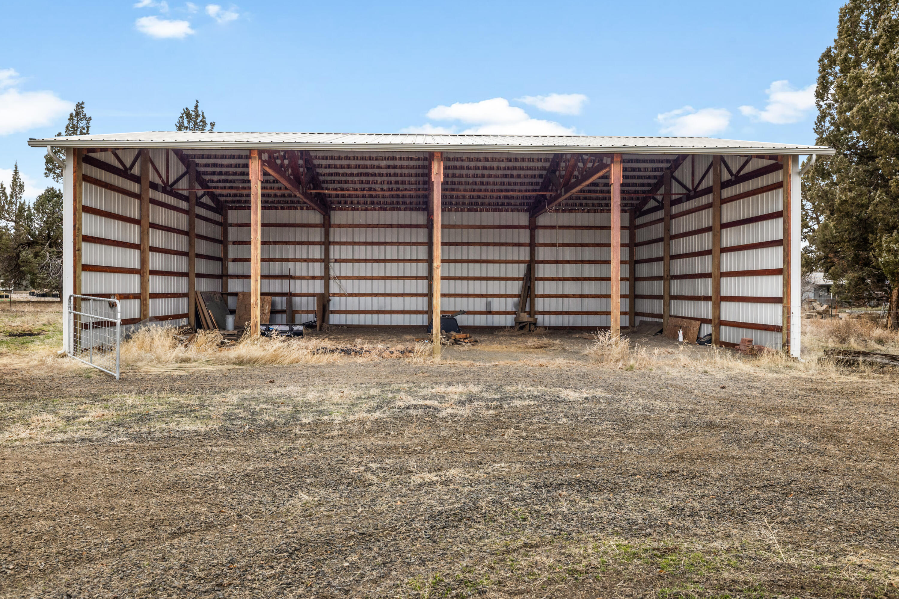 22860 Buckskin Court