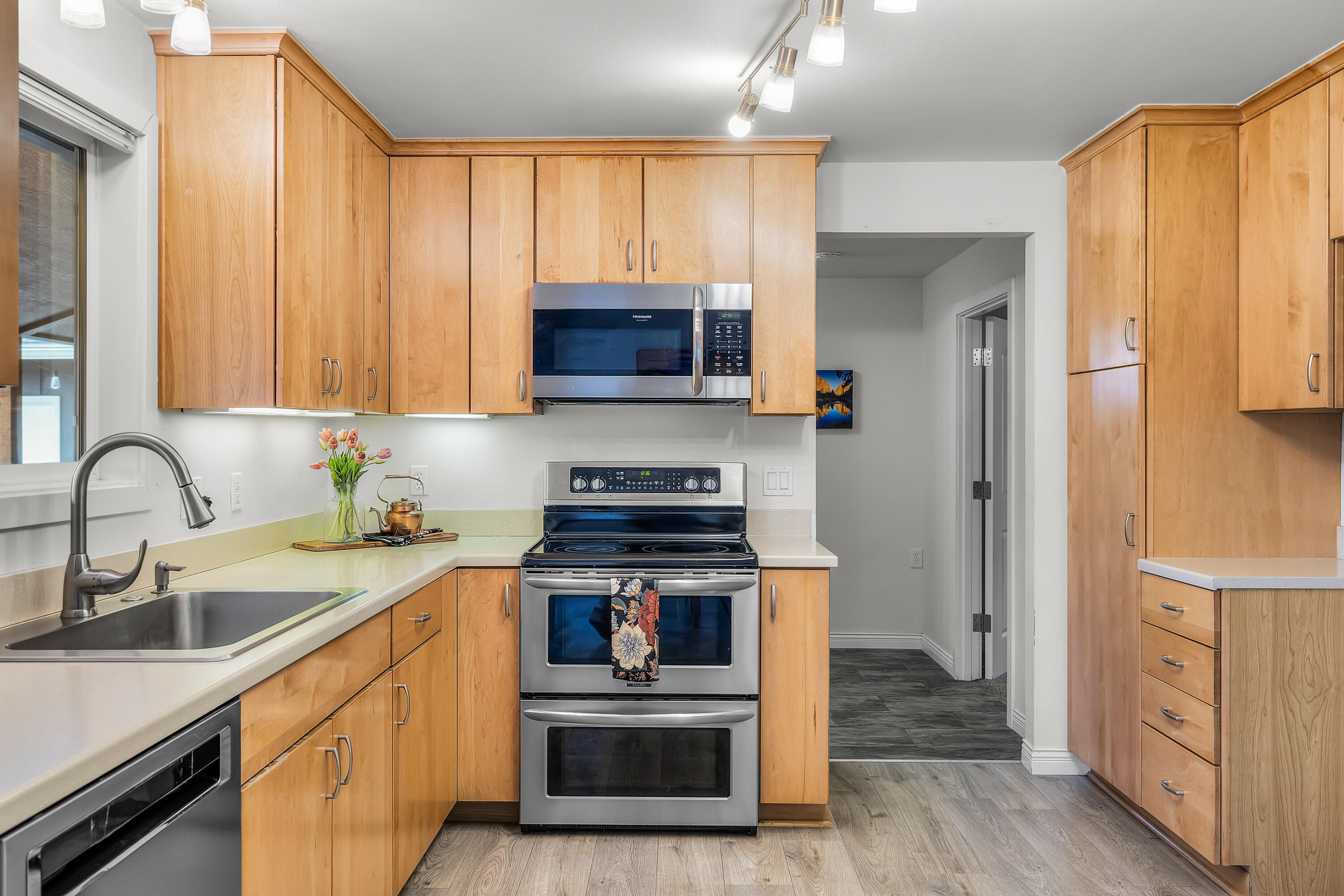 22860 Buckskin Court