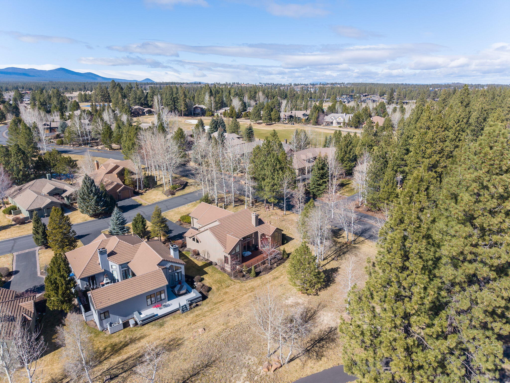 62029 Fall Creek Loop