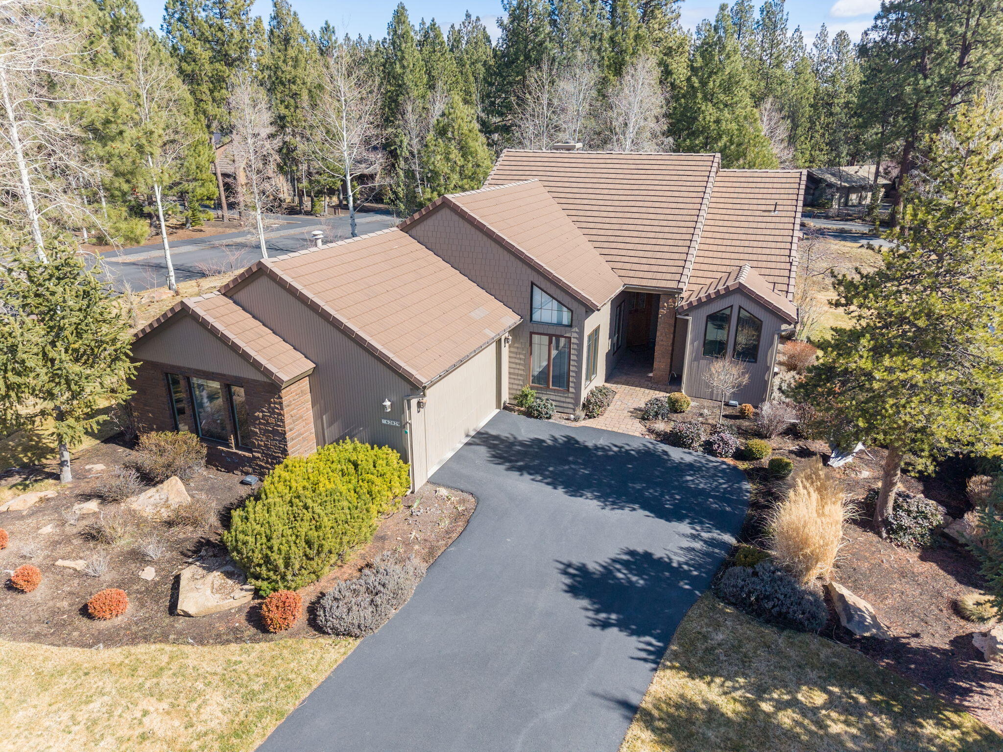 62029 Fall Creek Loop