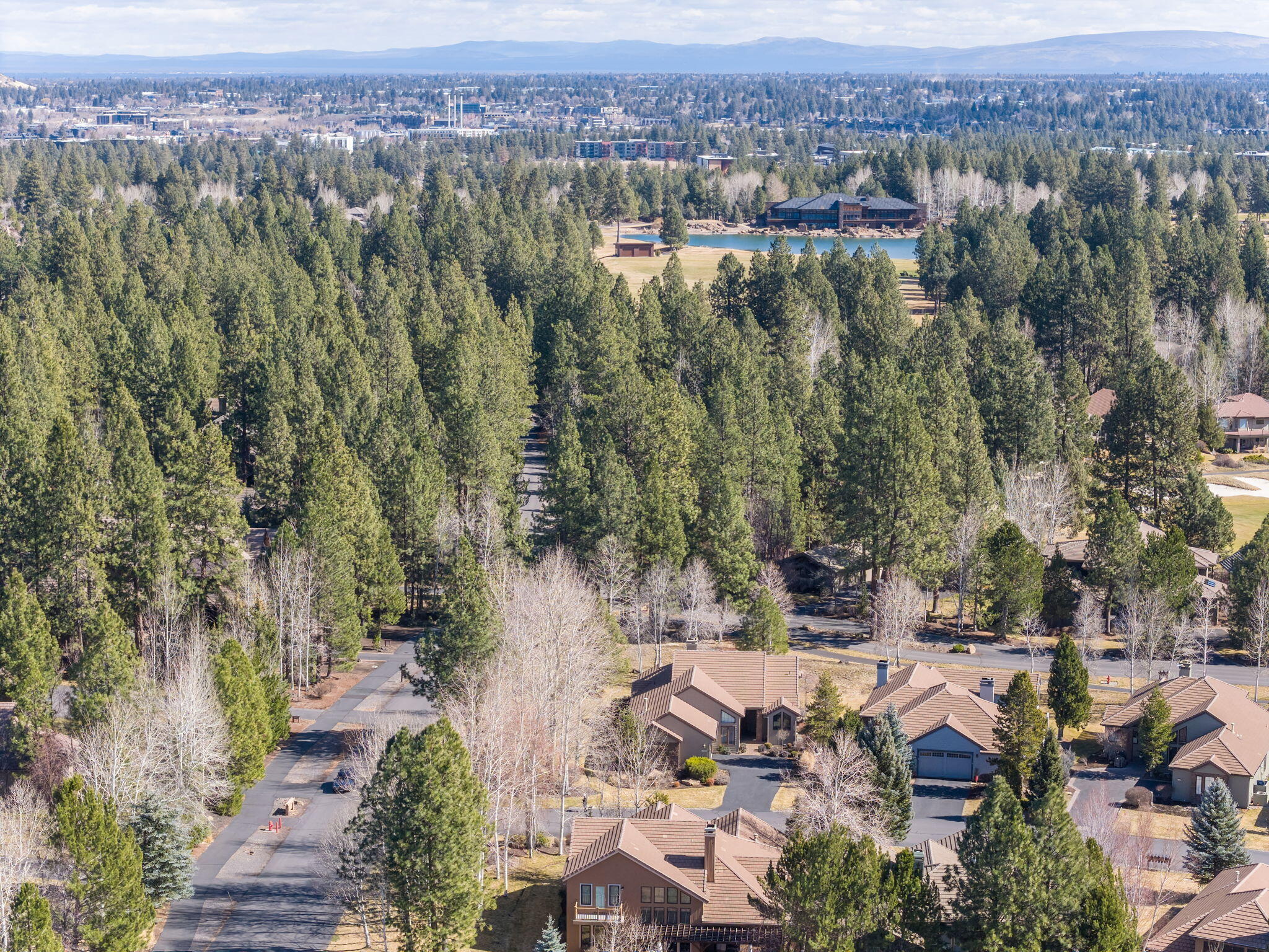 62029 Fall Creek Loop