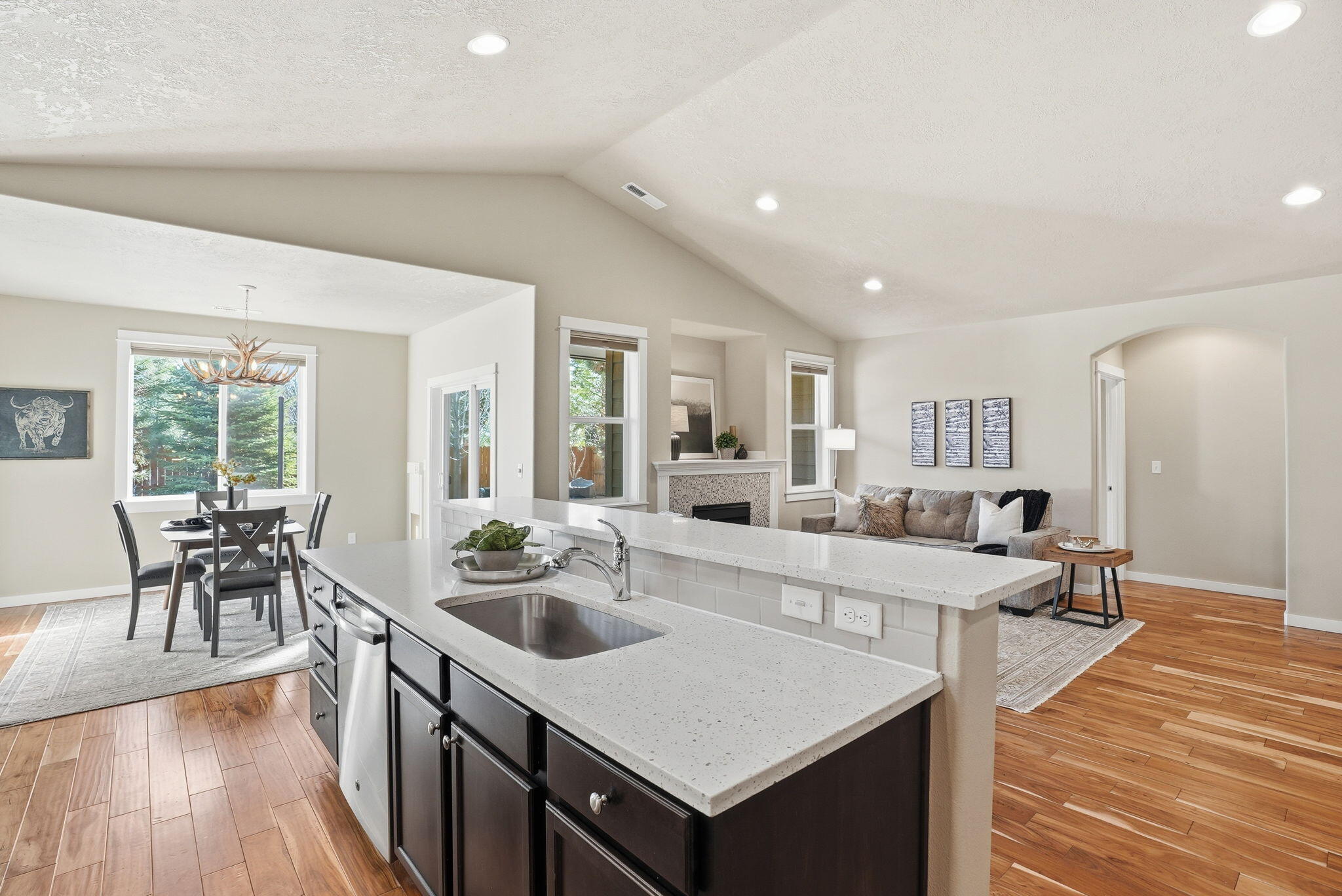 1255 W McKinney Butte Road, E