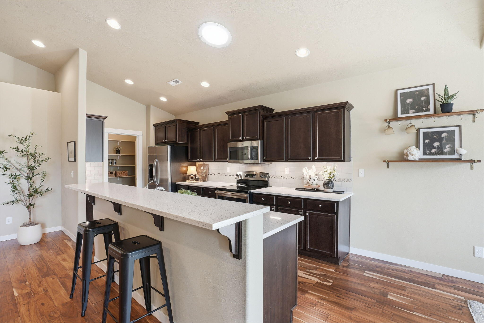 1255 W McKinney Butte Road, E