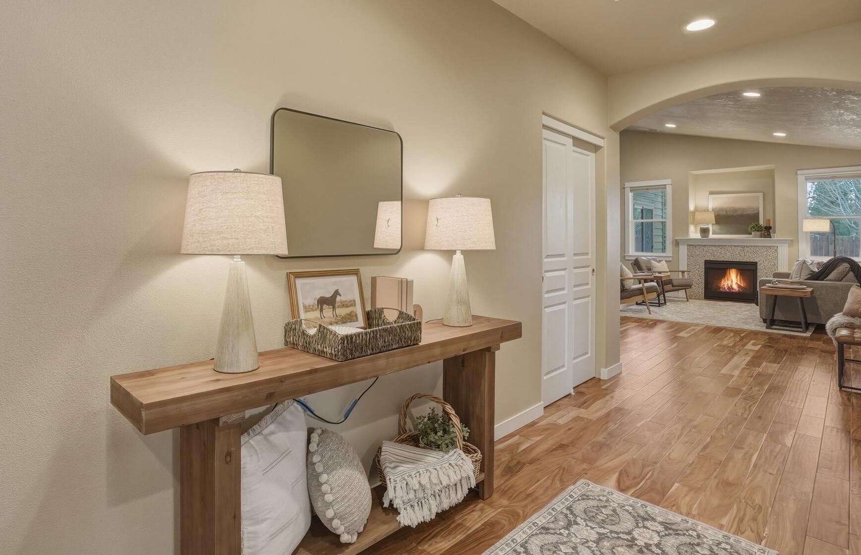 1255 W McKinney Butte Road, E