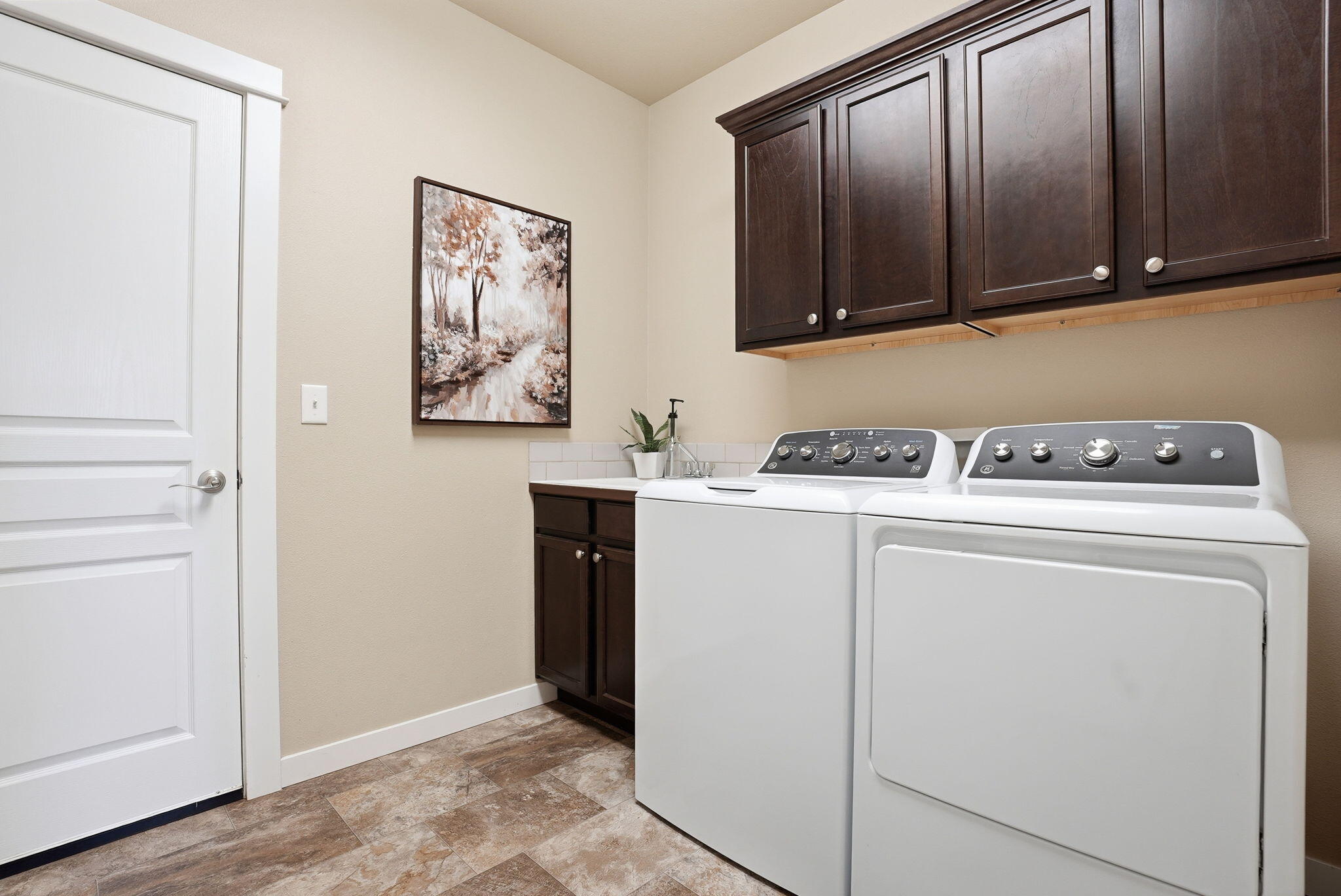 1255 W McKinney Butte Road, E