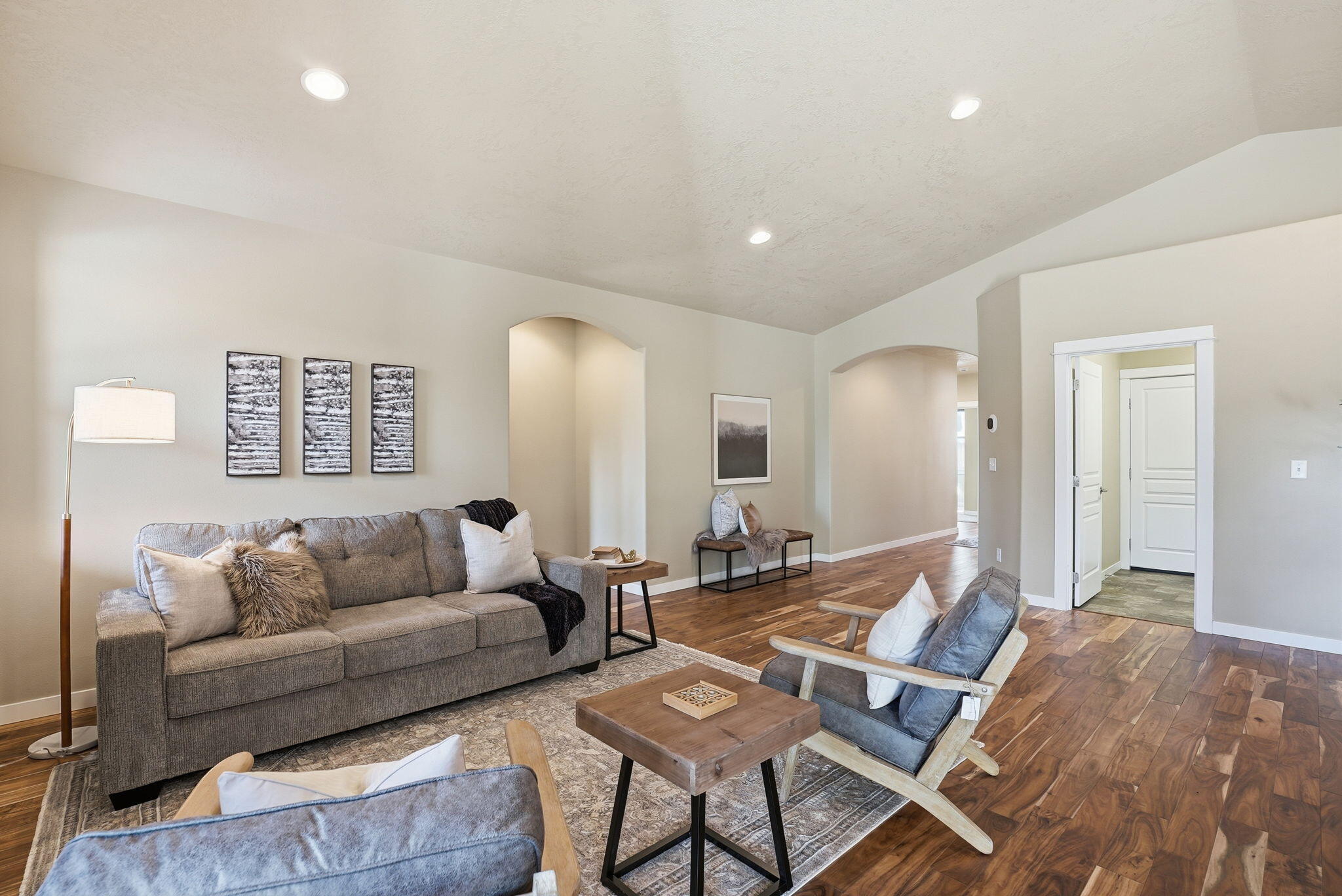 1255 W McKinney Butte Road, E