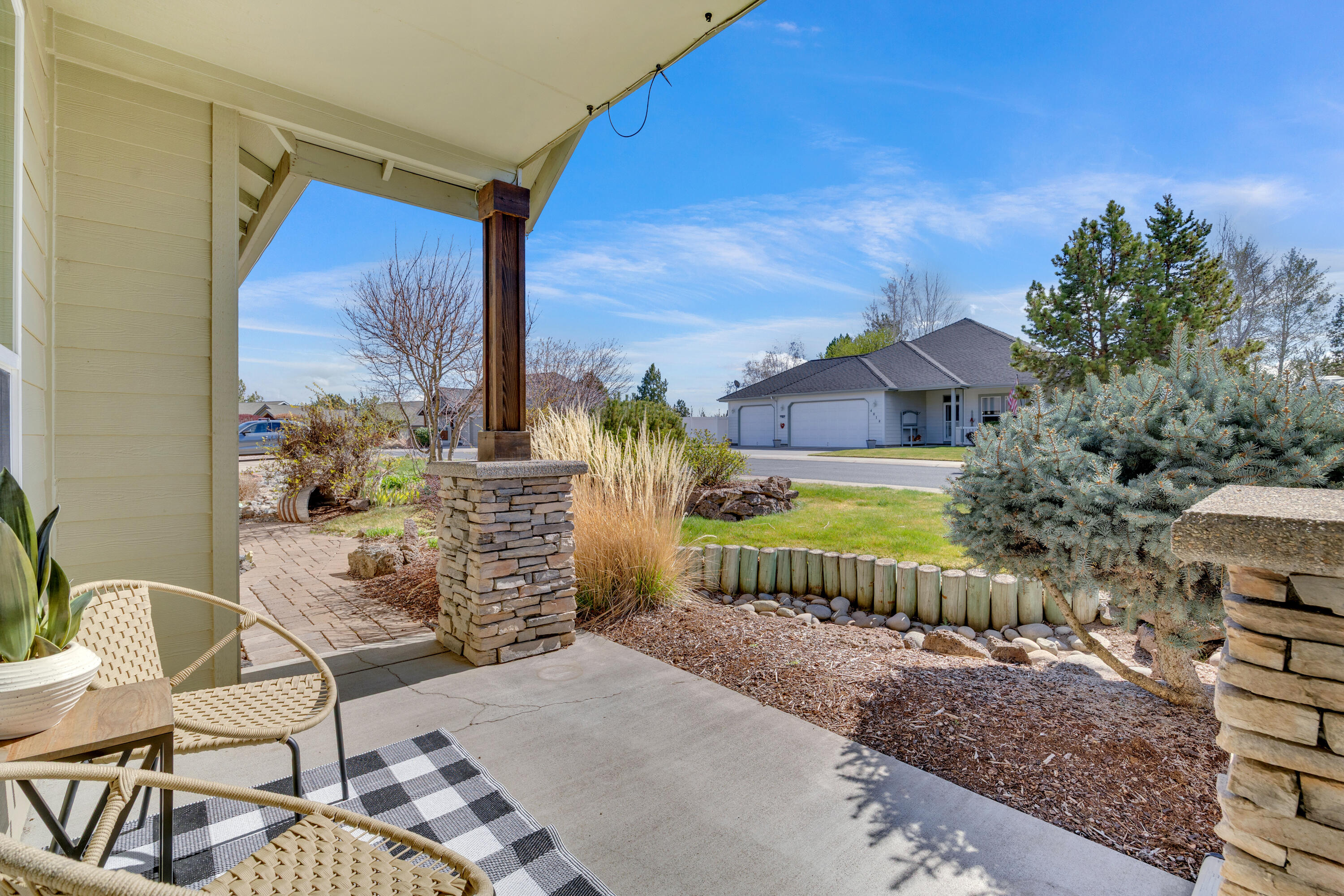 4013 SW Tommy Armour Lane