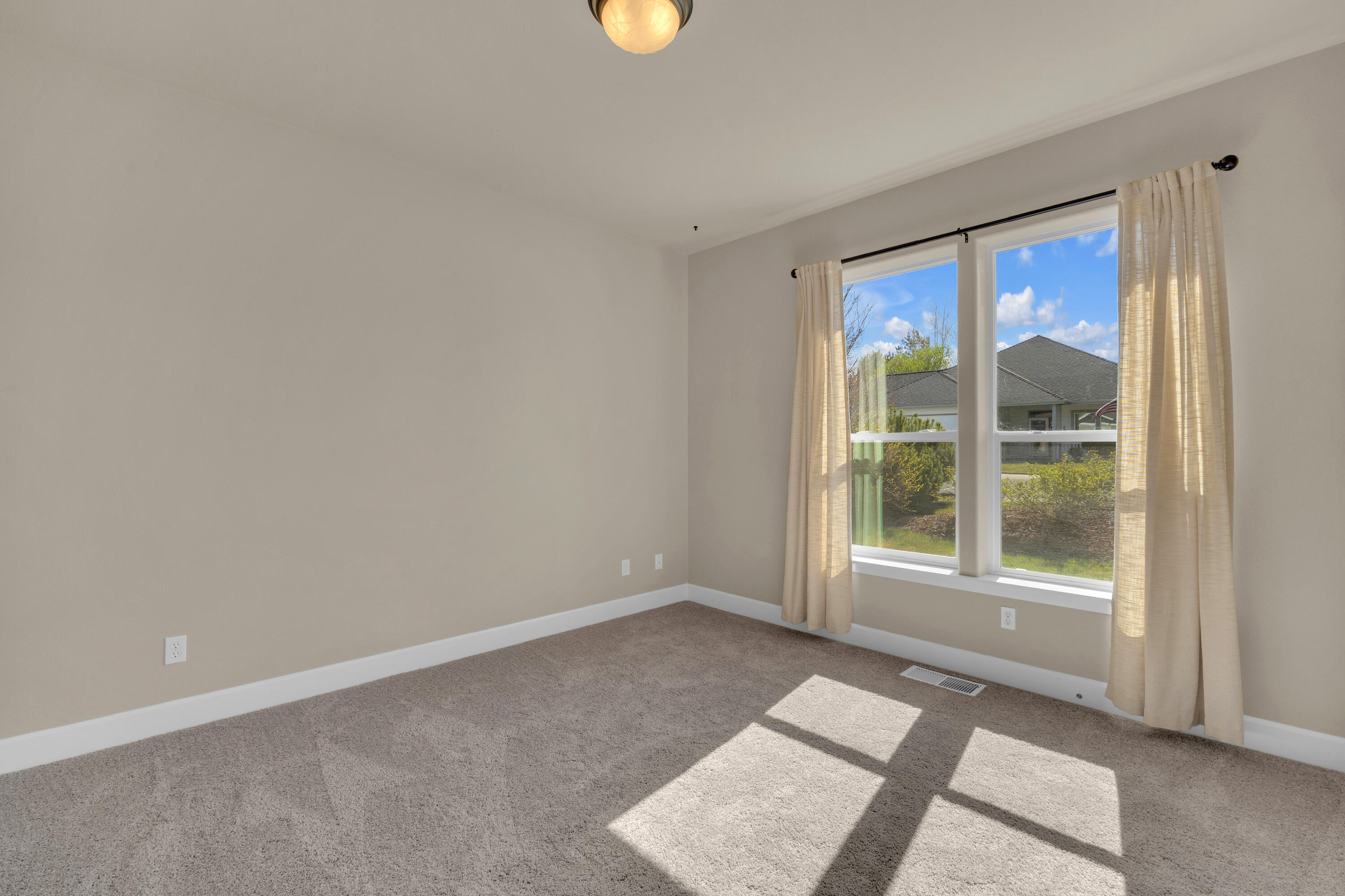 4013 SW Tommy Armour Lane