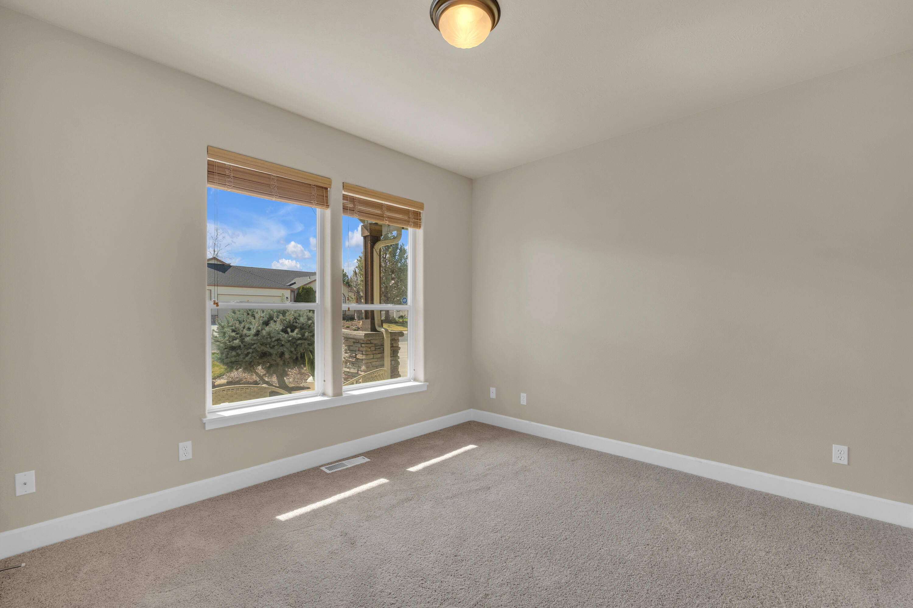 4013 SW Tommy Armour Lane