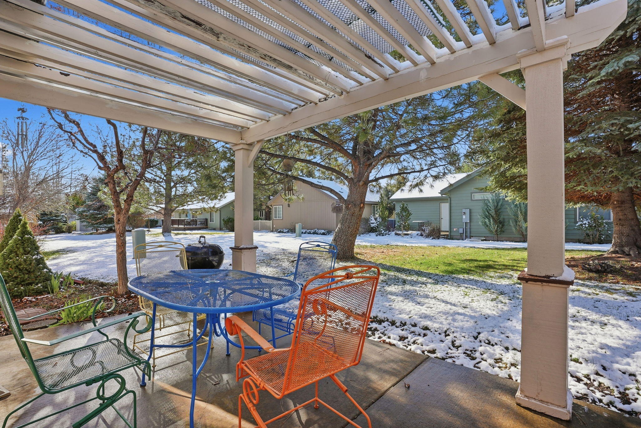 1045 W Collier Glacier Drive