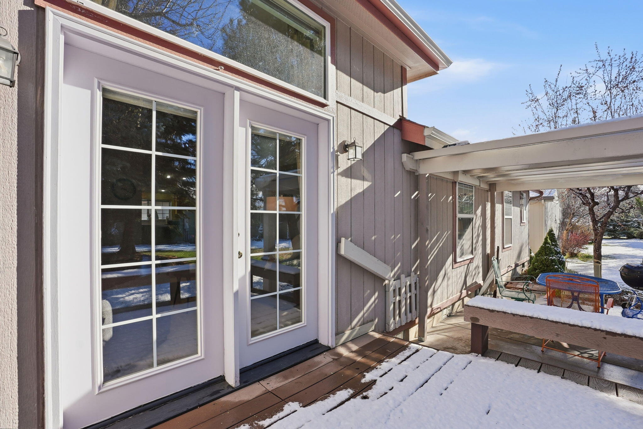 1045 W Collier Glacier Drive