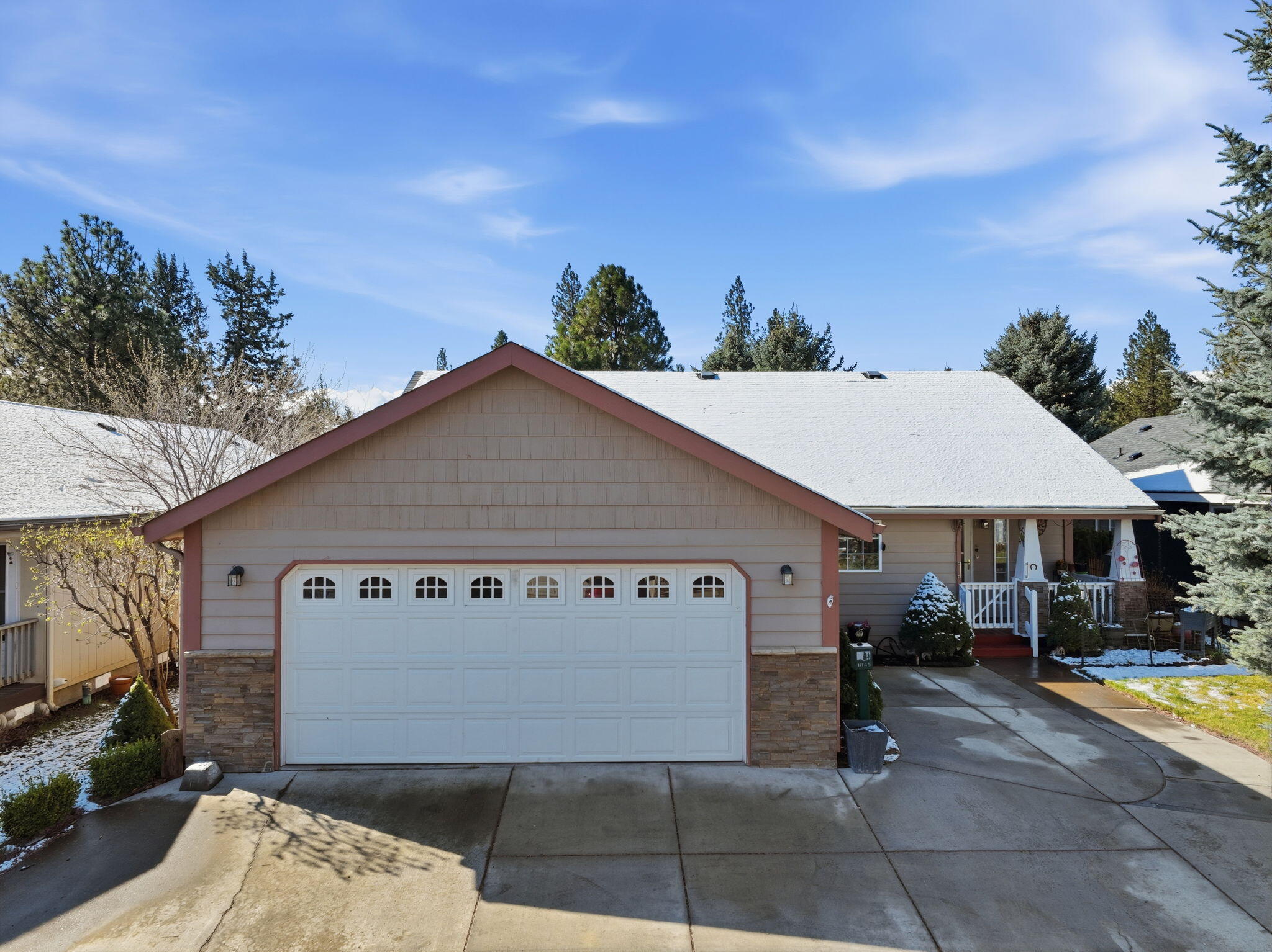 1045 W Collier Glacier Drive