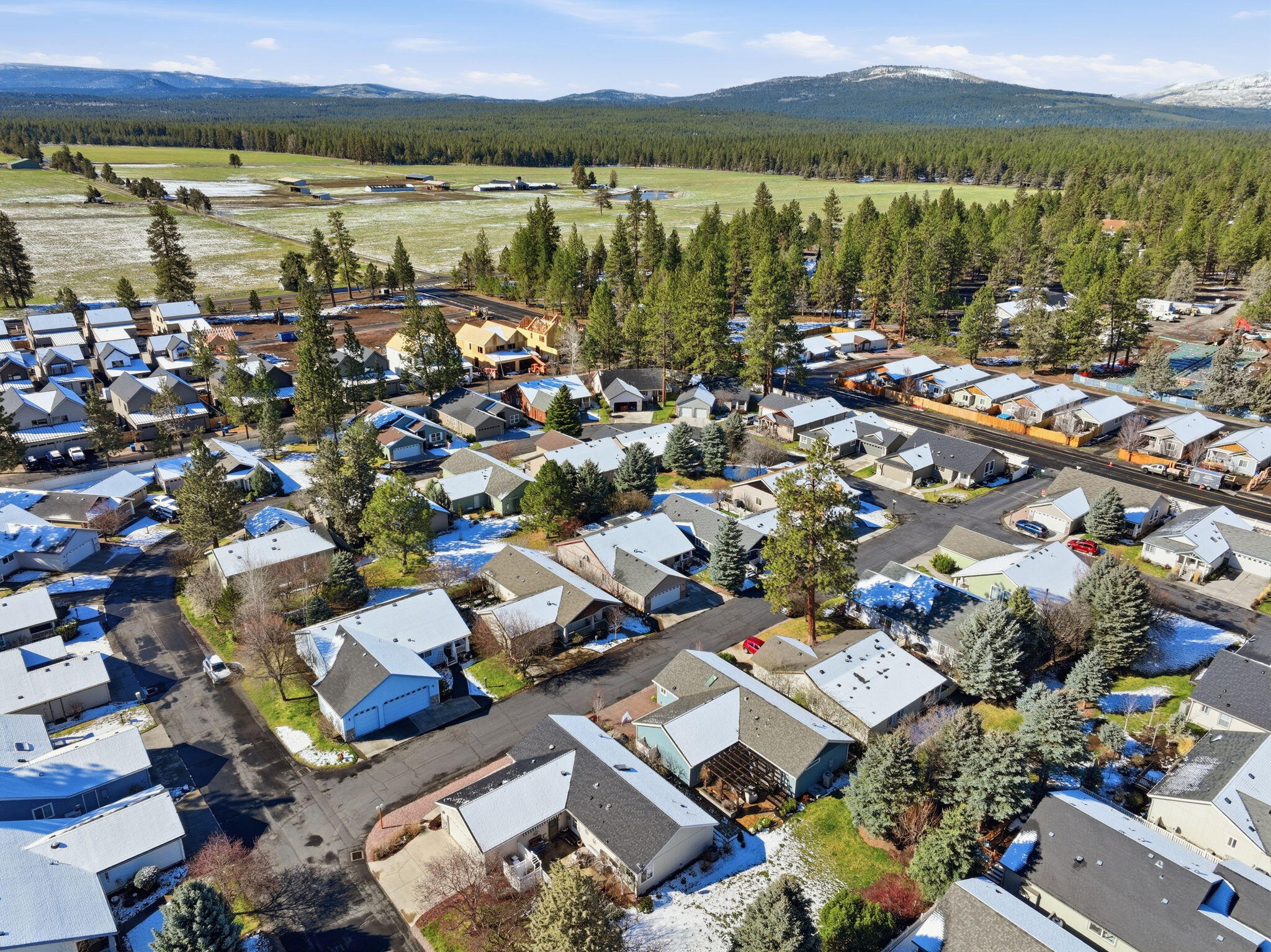1045 W Collier Glacier Drive