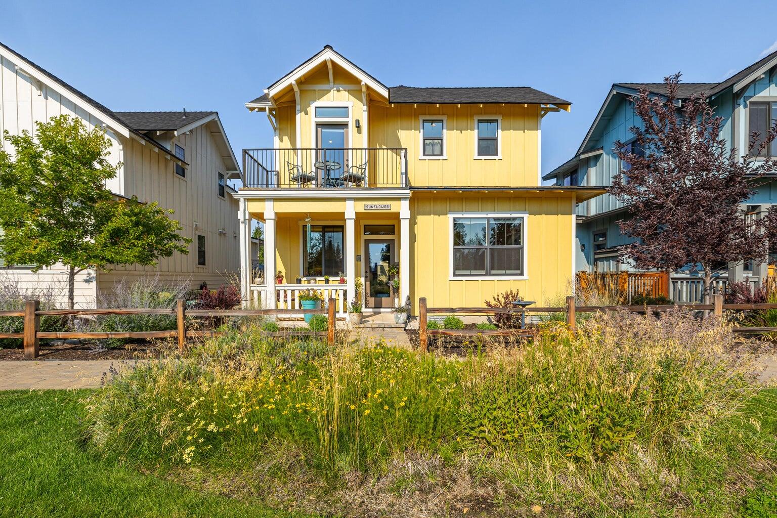1112 N Wildflower Lane