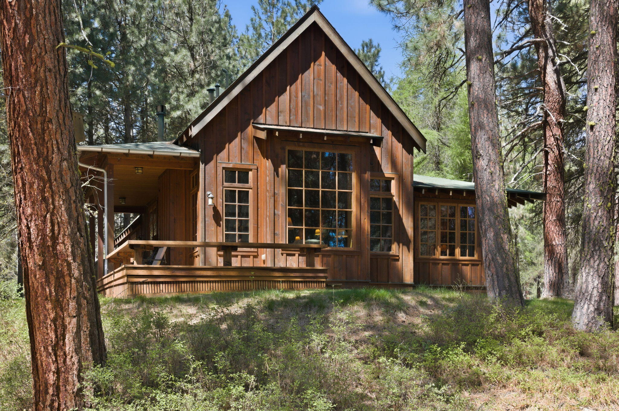 13375 SW Forest Service Road, Cabin 18 U1