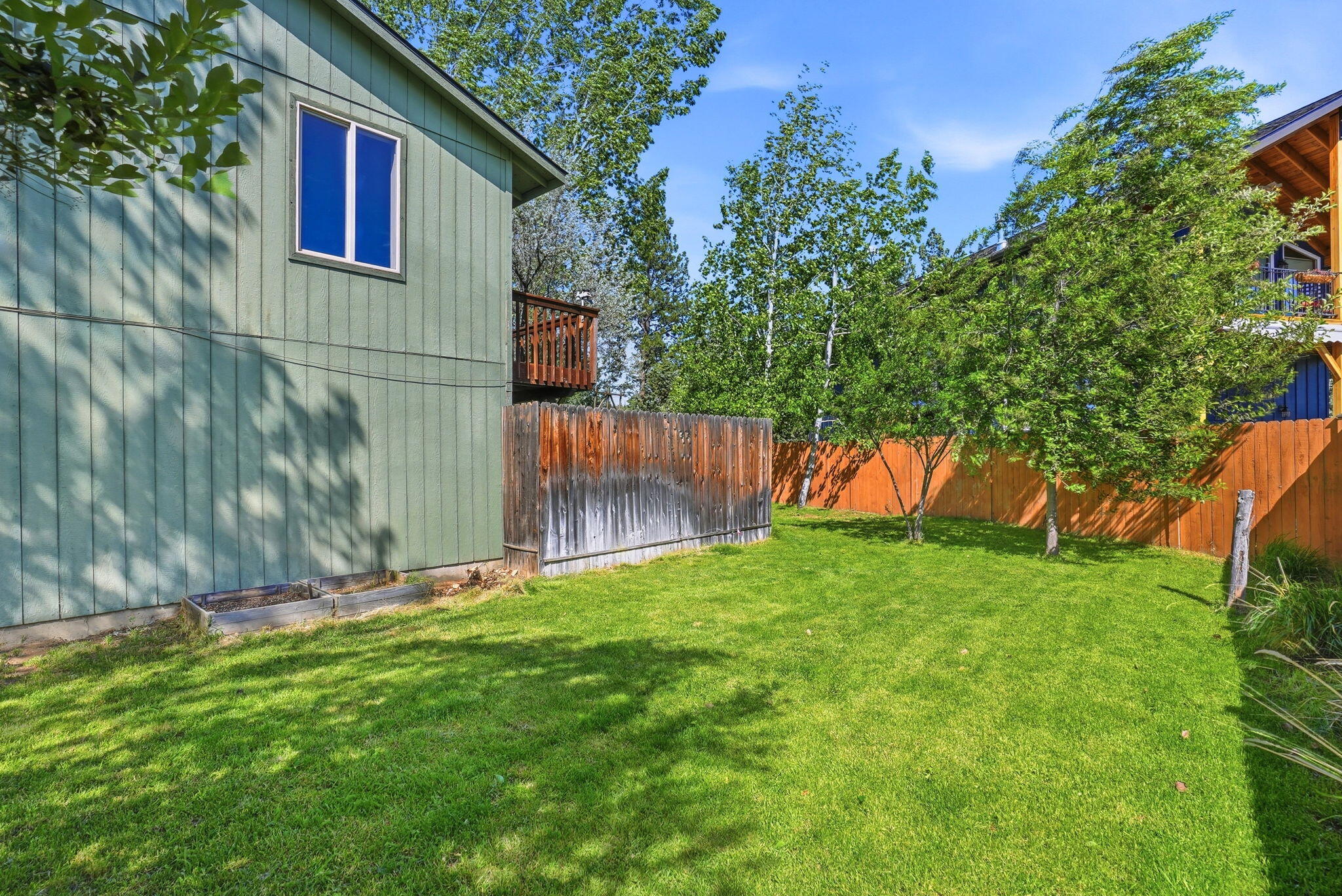 220 N Rope Place